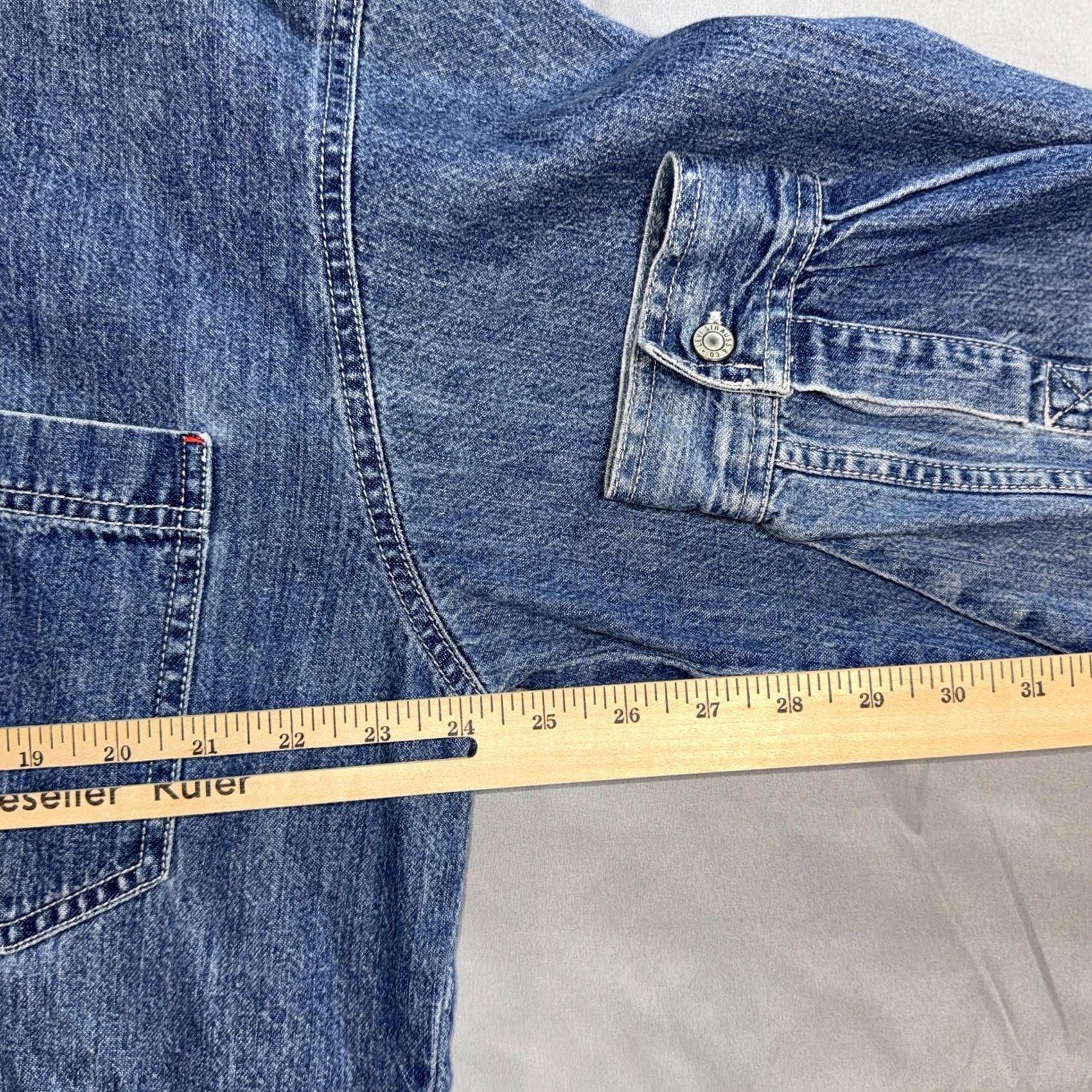 Levi's VINTAGE Levi's Shirt Mens Large Blue Denim Long Sleeve Button Front Casual 90s Mens Size US L / EU 52-54 / 3 - 6 Thumbnail