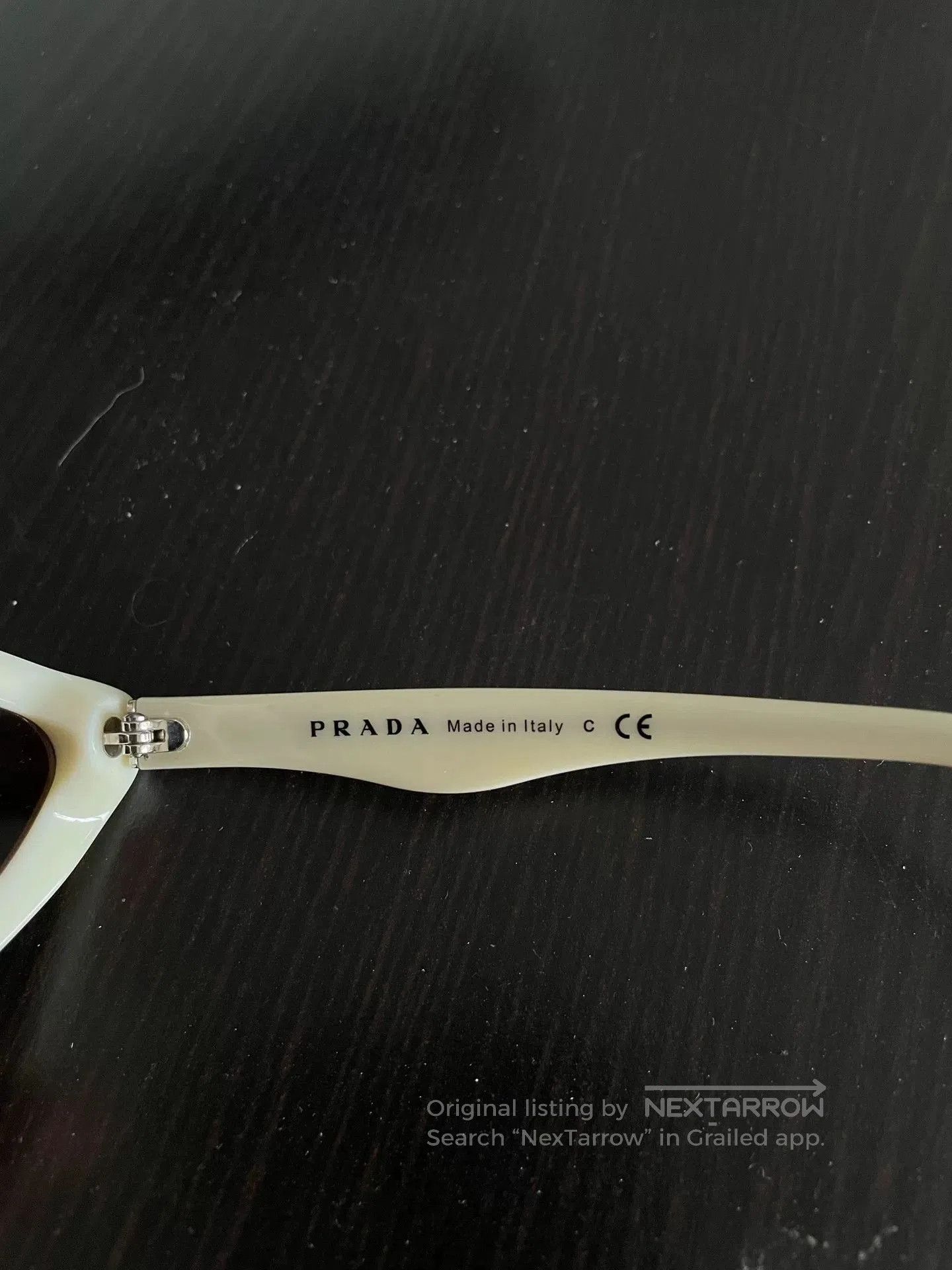 Prada Prada White Asymmetric Sunglasses. Size ONE SIZE - 4 Thumbnail