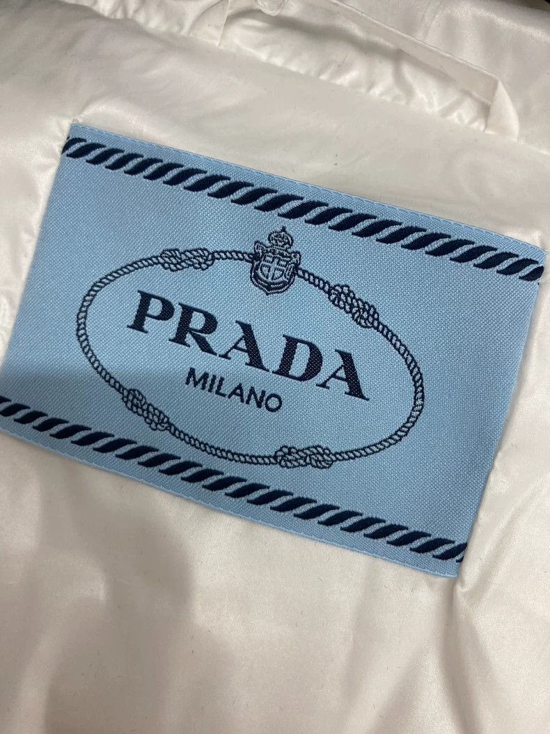 Prada Prada Khaki wool knitted cardigan coat Size XS / US 0-2 / IT 36-38 - 4 Thumbnail