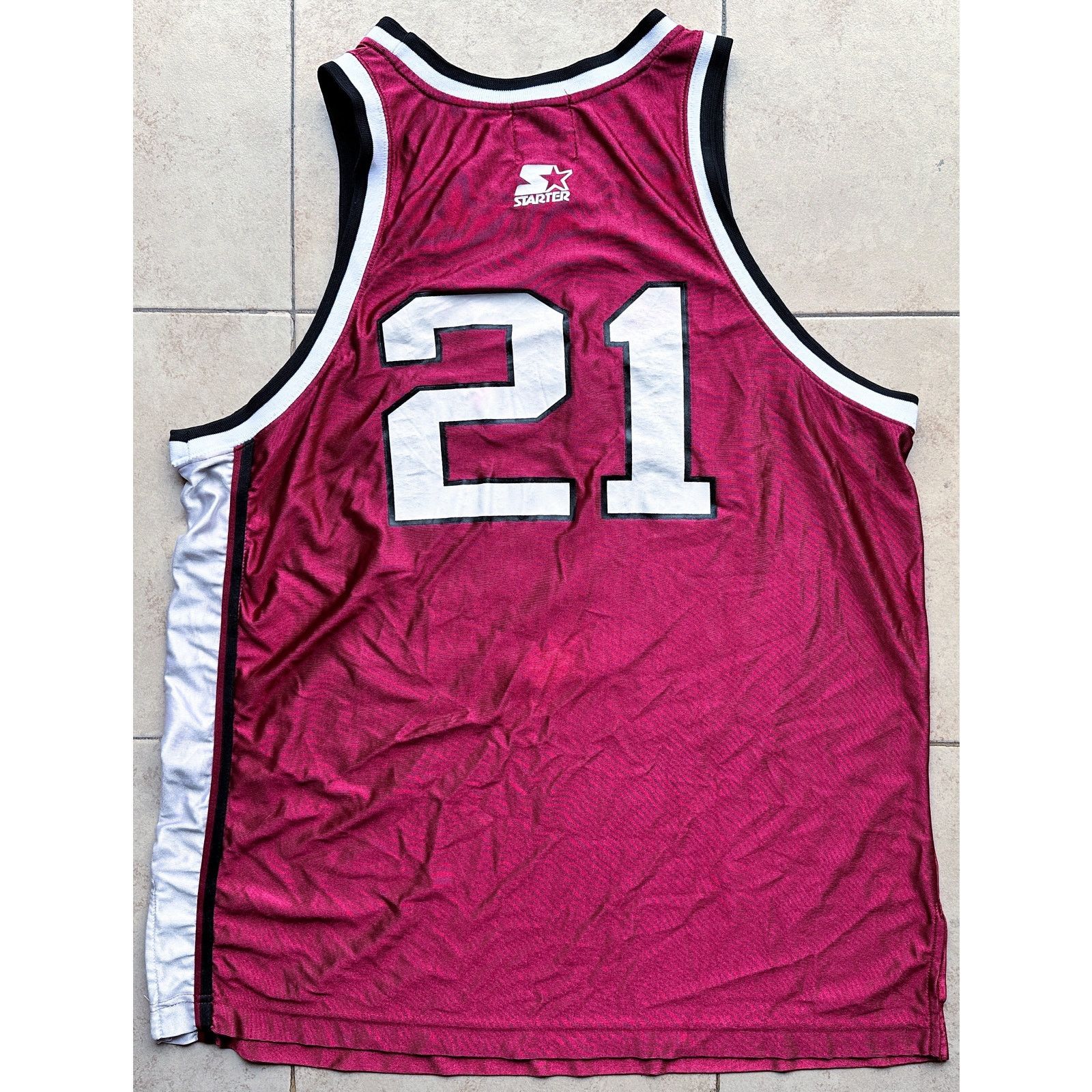 NCAA × Starter CAMBY #21 UMass 90s jersey L red Amherst Minutemen vintage Size US L / EU 52-54 / 3 - 3 Thumbnail