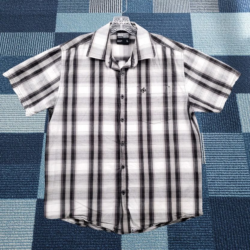 Southpole Southpole Button-Up Shirt Mens L Gray Plaid Short Sleeve Streetwear 90s Hip Hop Vintage Classic Size US L / EU 52-54 / 3 - 1 Thumbnail
