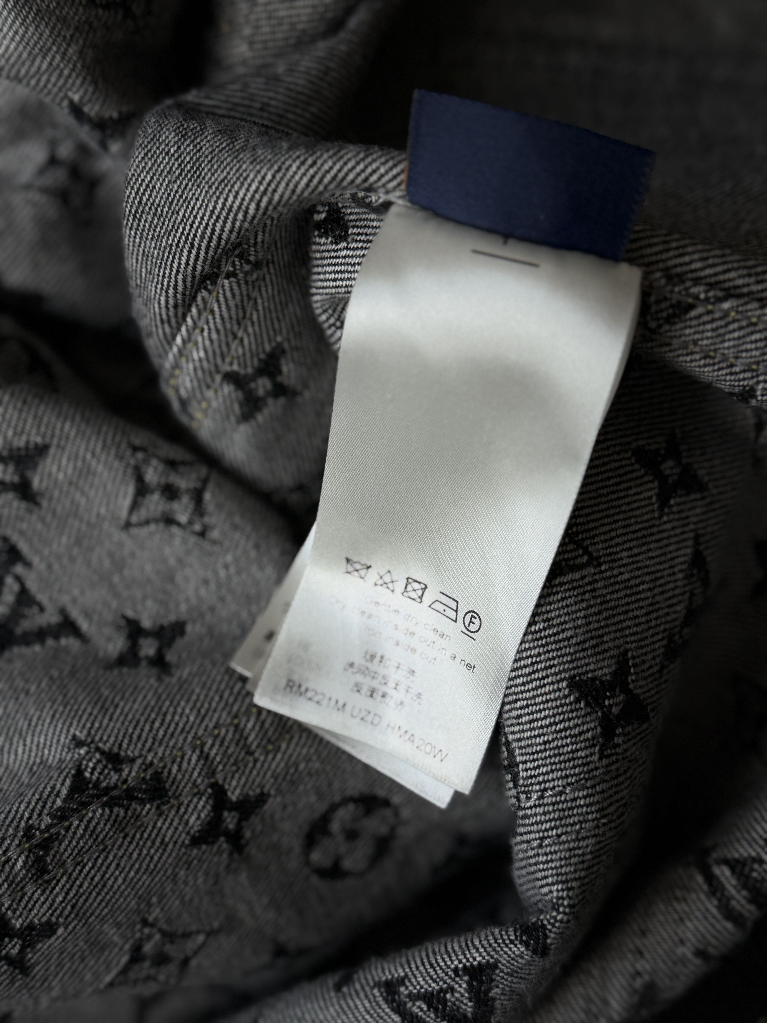Louis Vuitton LOUIS VUITTON X NIGO DENIM JACKET | SIZE 60 Size US XXL / EU 58 / 5 - 13 Thumbnail