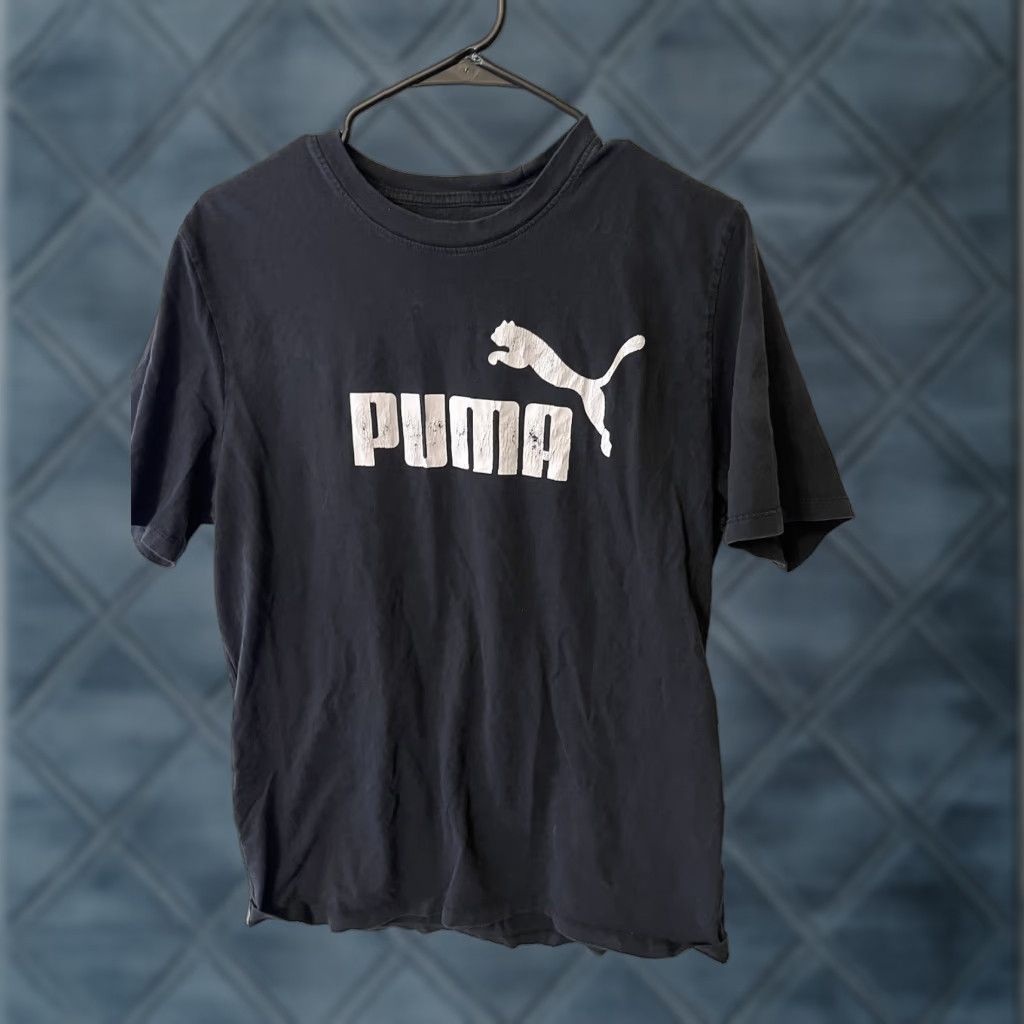 Puma PUMA Men T-Shirt L Black Logo Graphic Regular Crew Neck Short Sleeve - 90s? Animals Theme Mens Size US L / EU 52-54 / 3 - 1 Thumbnail
