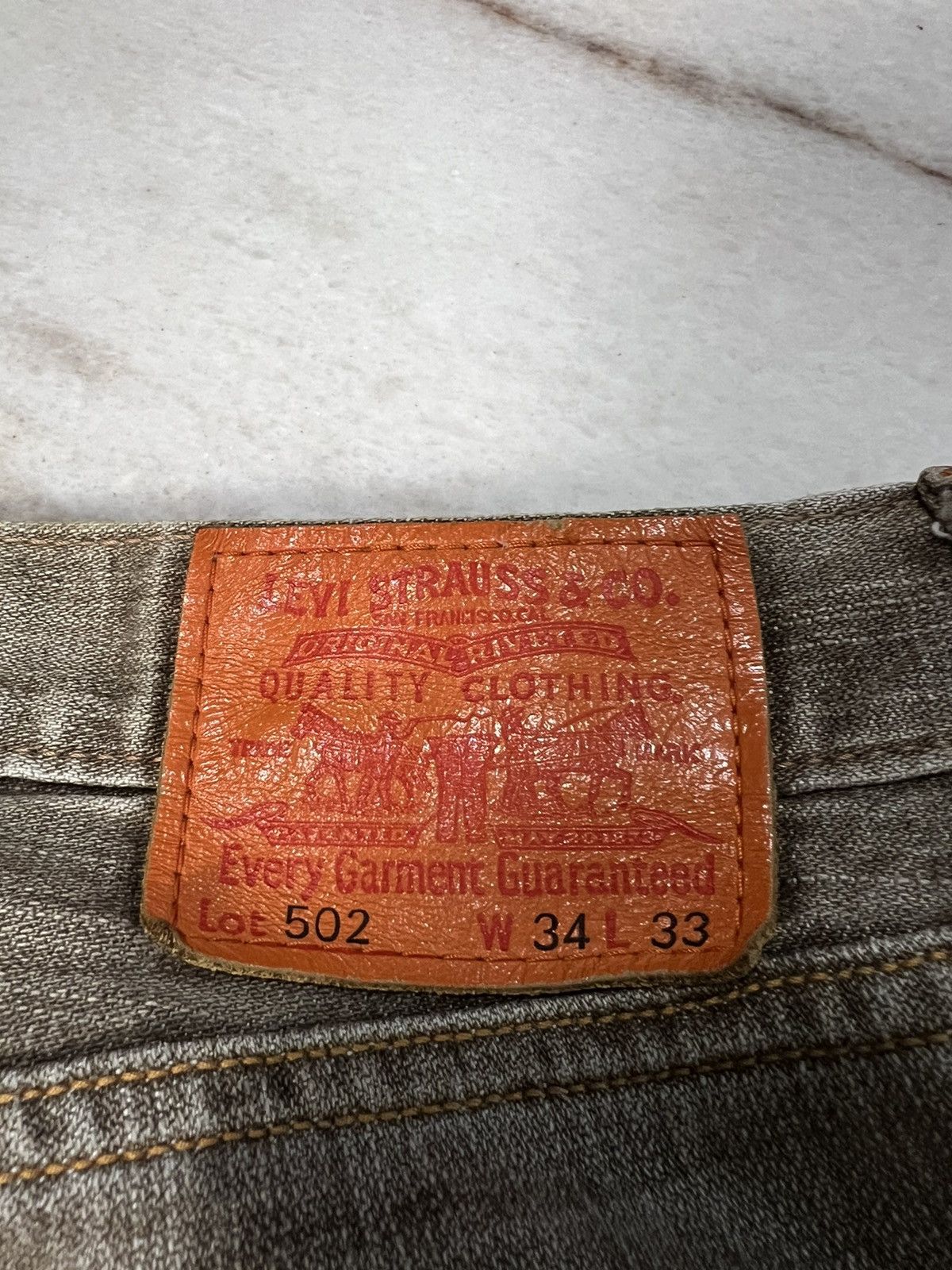 Levi's 💥BAGGY💥VINTAGE LEVIS 502 BROWN JEANS VERY RARE Size US 33 - 18 Thumbnail