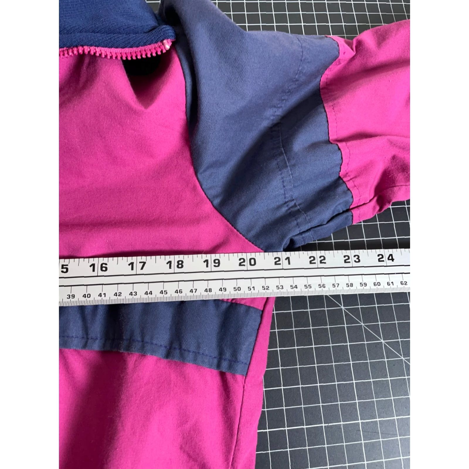 Vintage Vintage Women's 90s Pink Windbreaker Jacket 12 1/4 Zip Lightweight Casual USA Made Size XL / US 12-14 / IT 48-50 - 5 Thumbnail