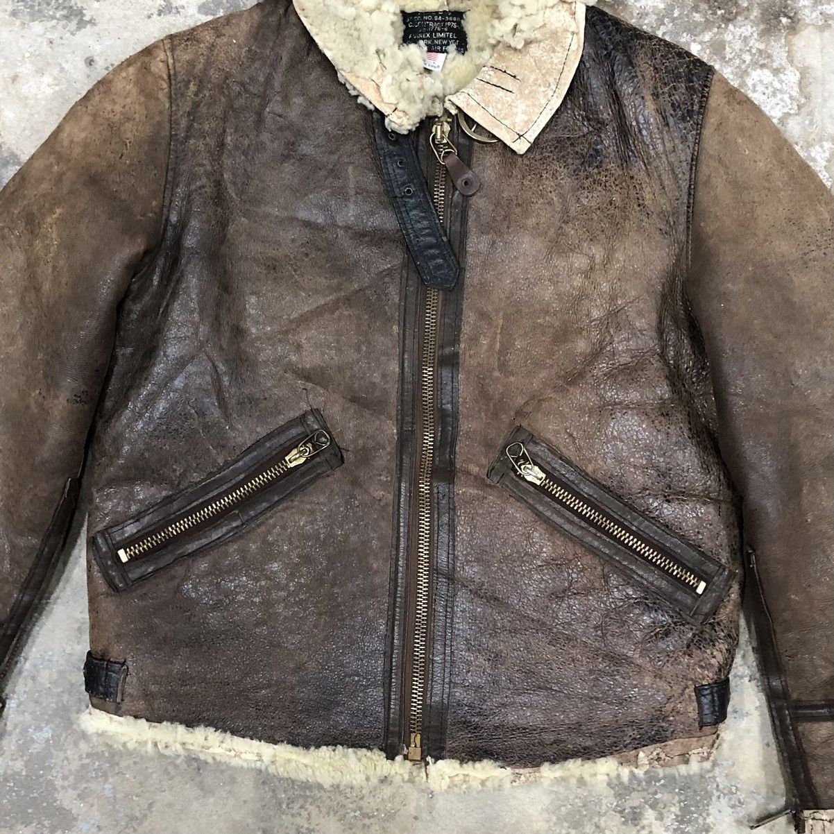 Avirex VTG Avirex THRASHED US Army Air Force Sheepskin B3 Jacket 🇺🇸 Size US M / EU 48-50 / 2 - 4 Thumbnail