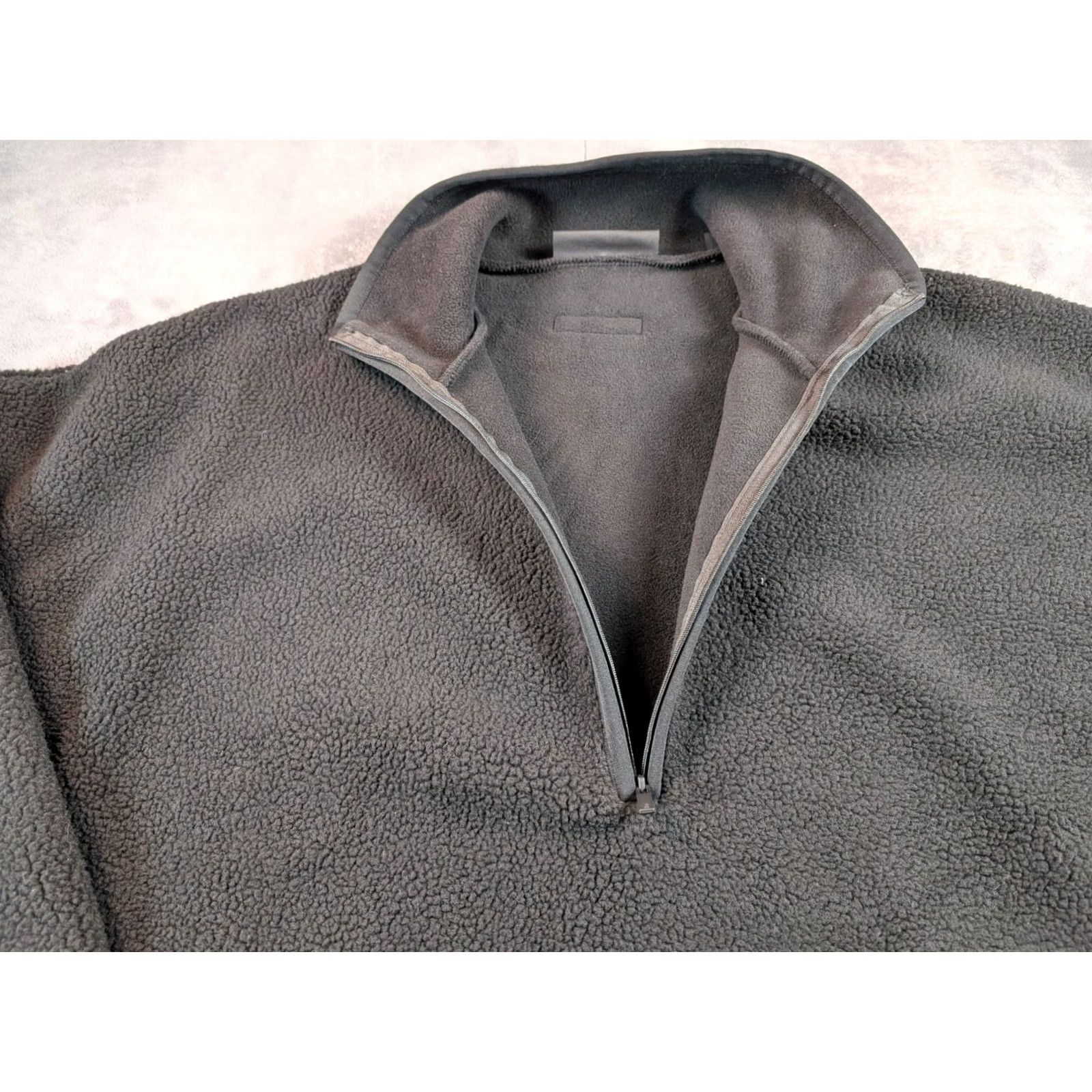 Essentials Essentials Fear Of God Black 1/4 Zip Oversized Pullover Sweatshirt M Black Logo Zipper City Street Urban Mens Size US M / EU 48-50 / 2 - 6 Thumbnail