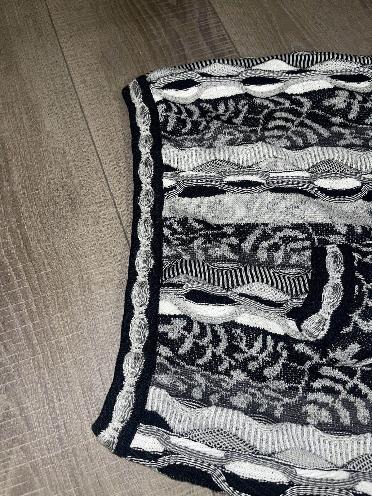 Tundra Canada Tunda sweater Size US M / EU 48-50 / 2 - 5 Thumbnail