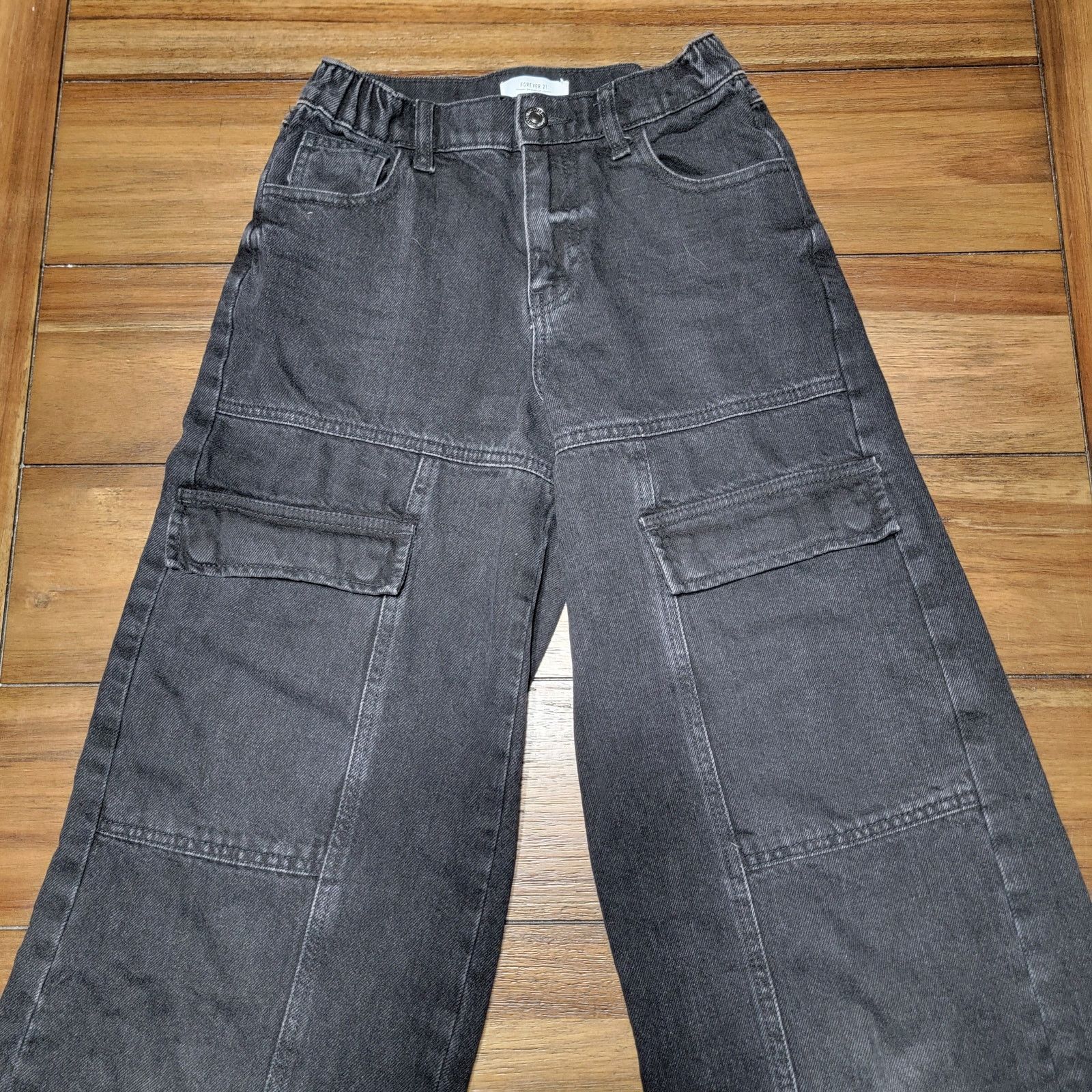 Forever 21 Forever 21 Cargo Wide Leg Black Denim Jeans - Size XS Size 22" - 2 Thumbnail