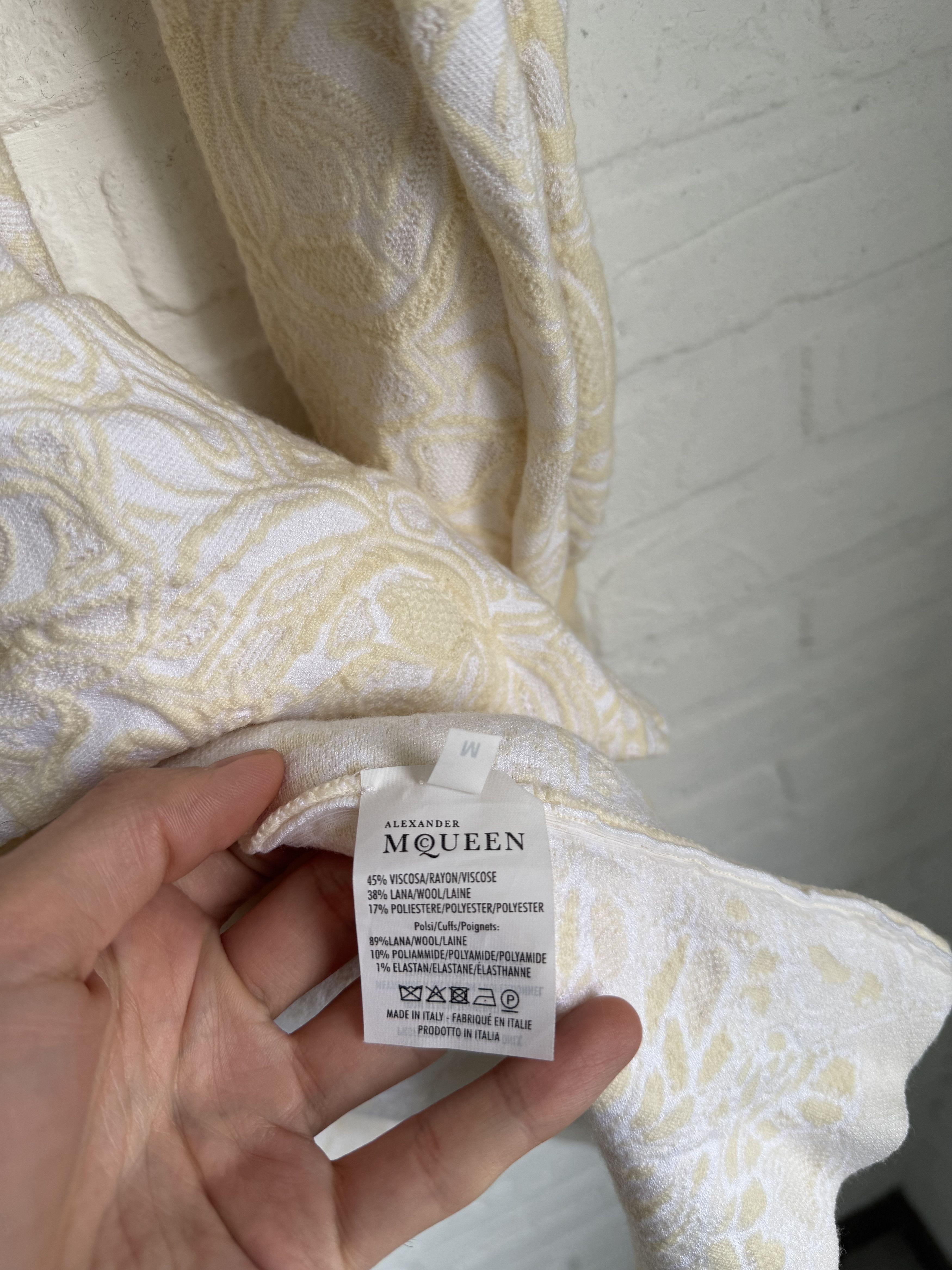 Alexander McQueen Runway Alexander Mcqueen floral jacquard wool dress Size M / US 6-8 / IT 42-44 - 7 Thumbnail