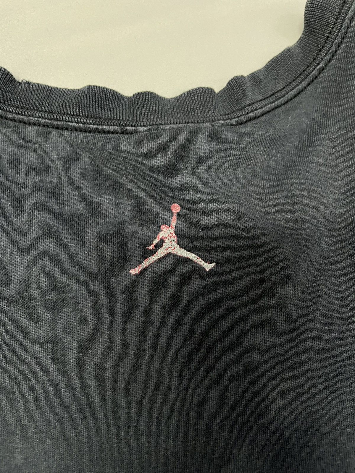 Nike Vintage Y2K Air Jordan Wings big logo t-shirt Size US XL / EU 56 / 4 - 5 Thumbnail
