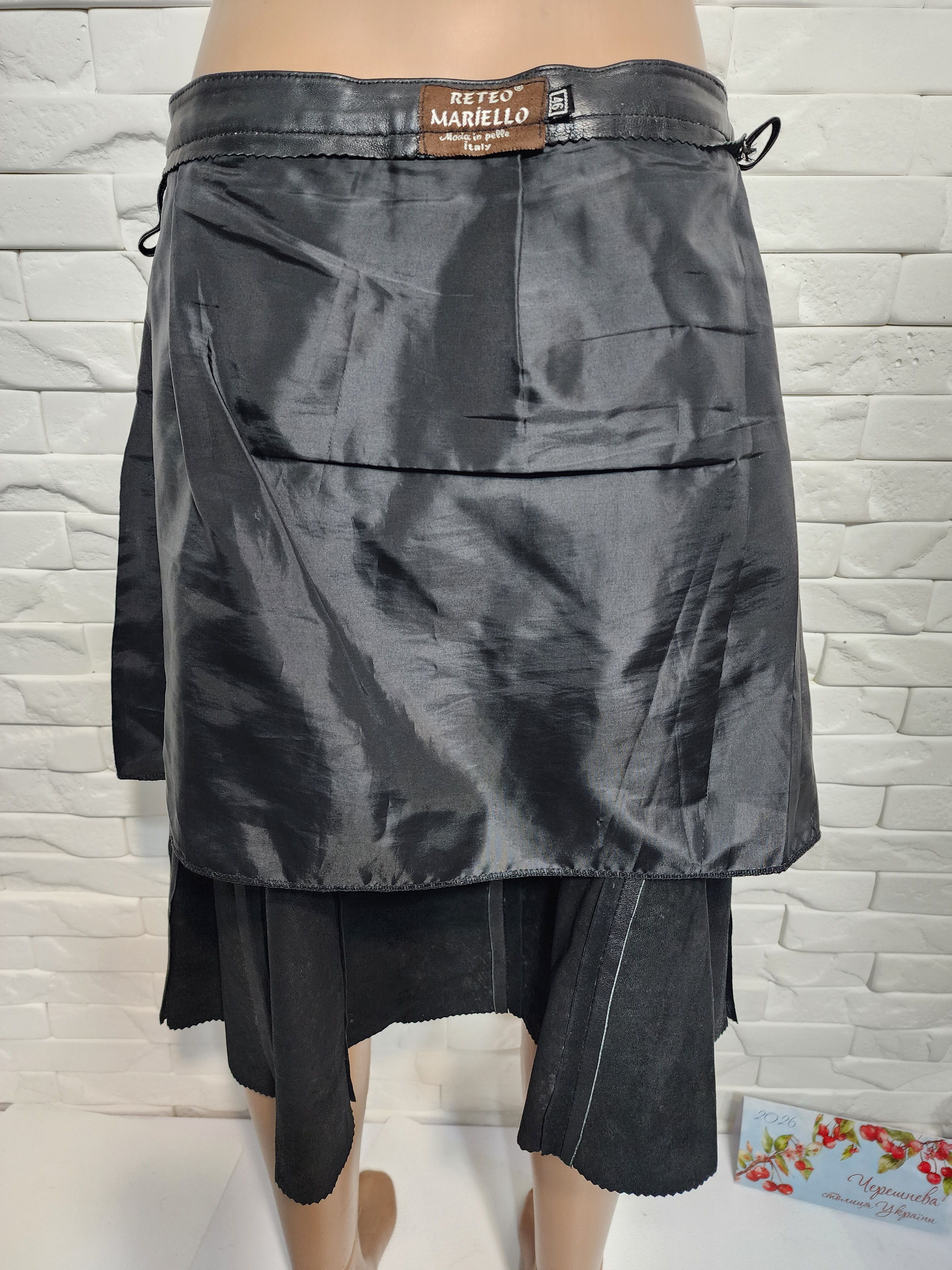 Other Black Leather & Suede Pleated Skirt Size 31" - 7 Thumbnail