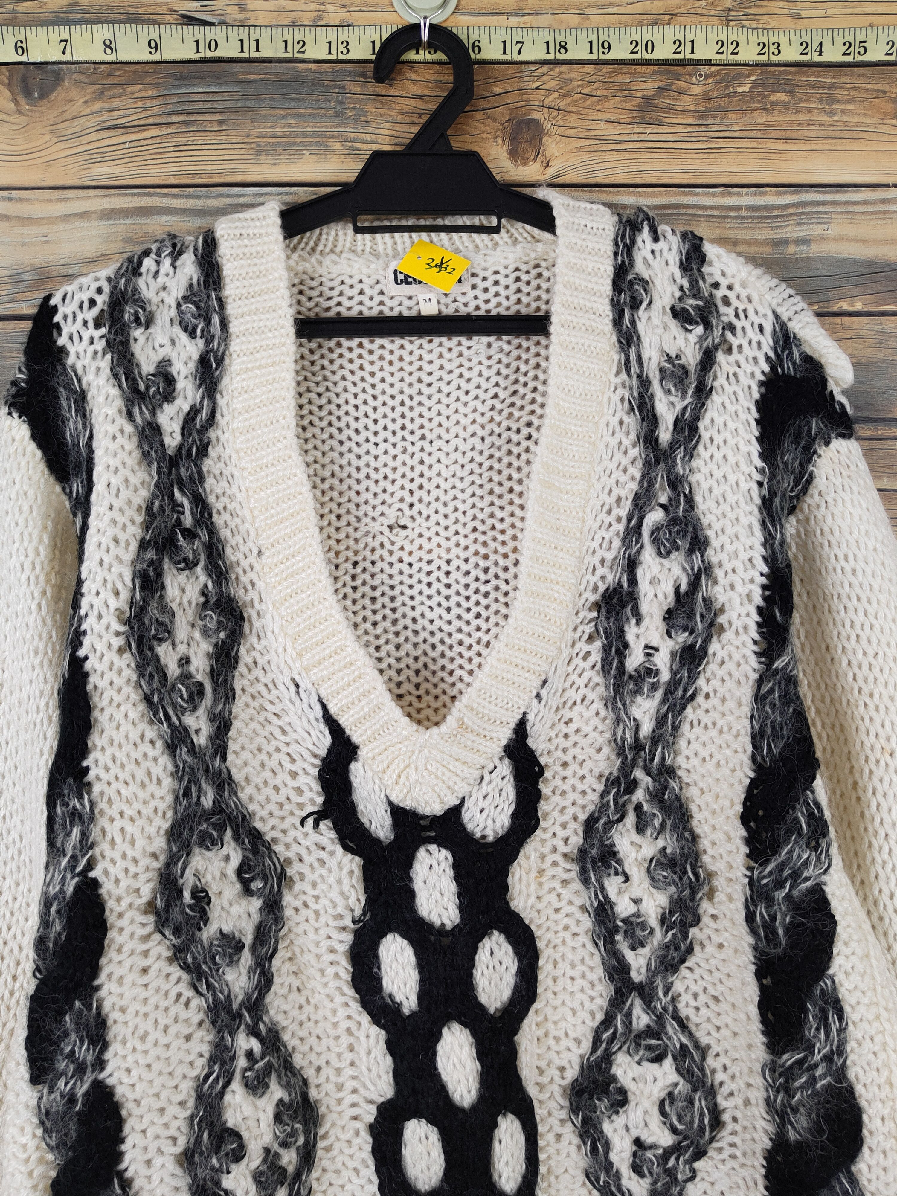 Japanese Brand Cecchini Ivory Black Knitwear Sweatshirts #W2014 Size US M / EU 48-50 / 2 - 2 Thumbnail