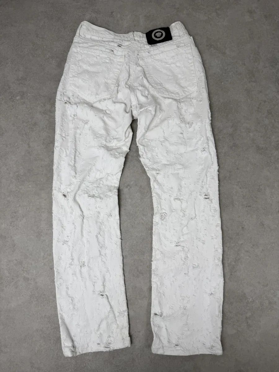 Versace 2000s Versace White Distressed Denim Jeans Size US 32 / EU 48 - 7 Thumbnail