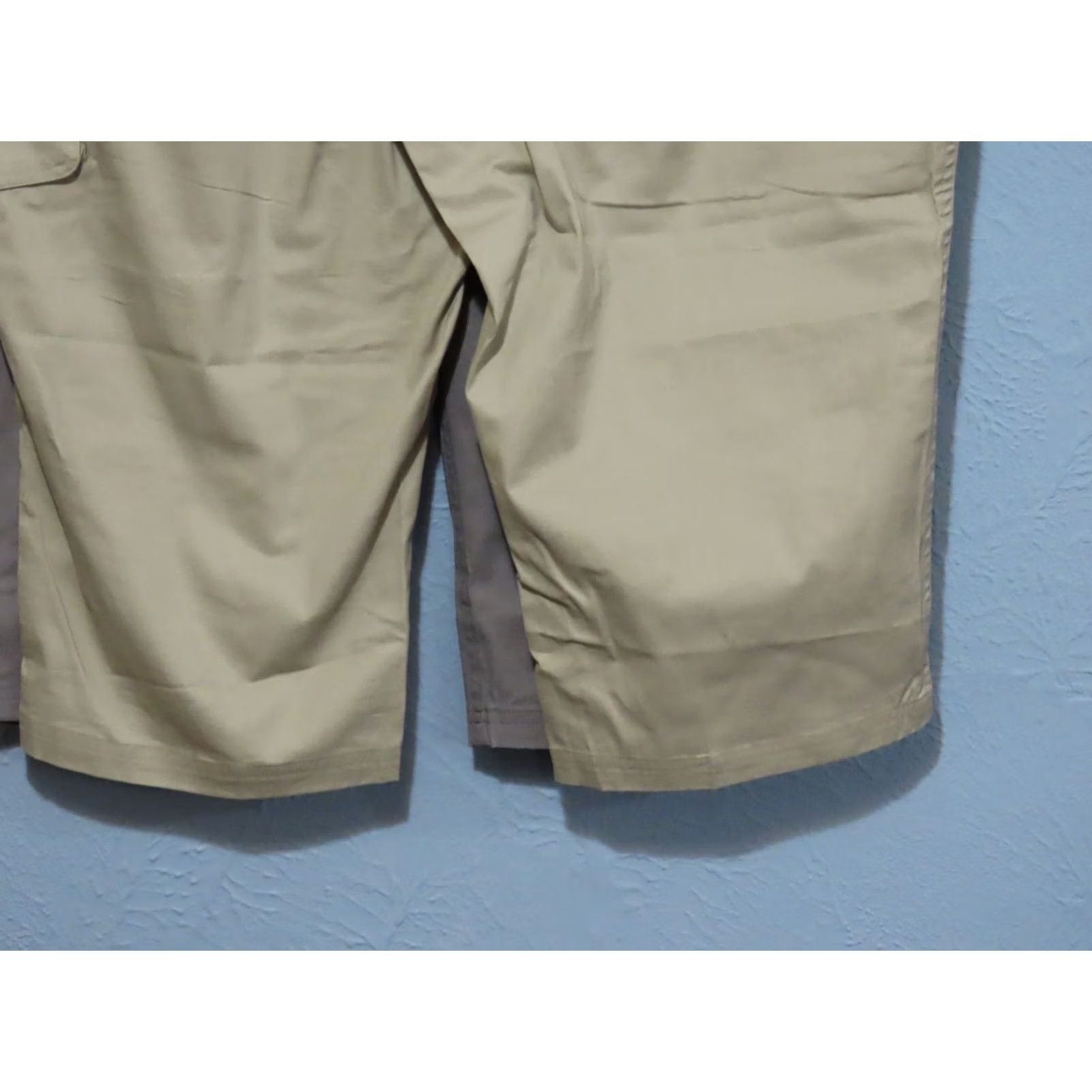 Vintage Cabela'S Pants Womens 20 Gray Lot Women Capri Cargo Khaki NWOT Size 42" / US 20 - 6 Thumbnail