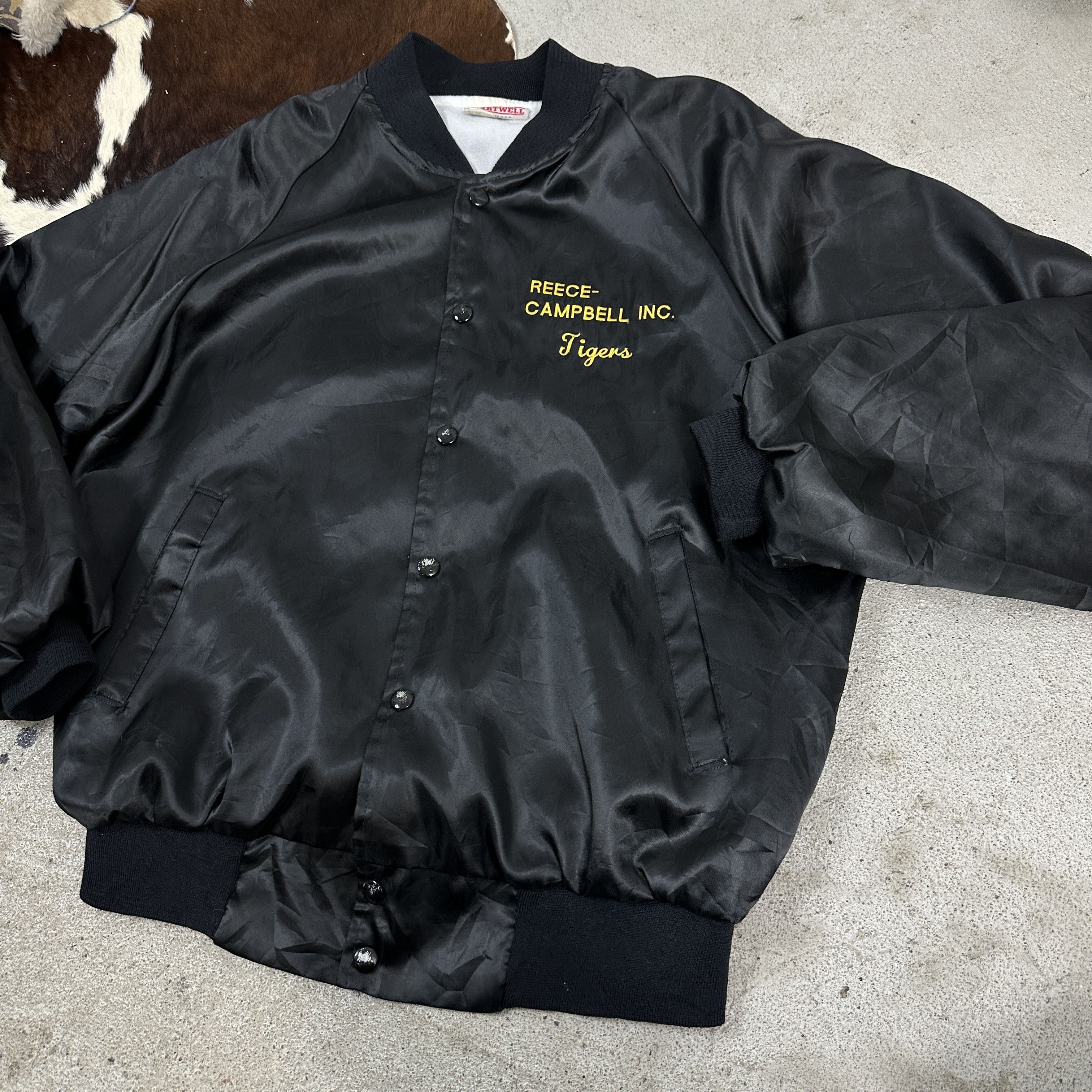 Vintage Vintage Satin Bomber Jacket Made in USA Jacket Size US L / EU 52-54 / 3 - 5 Thumbnail