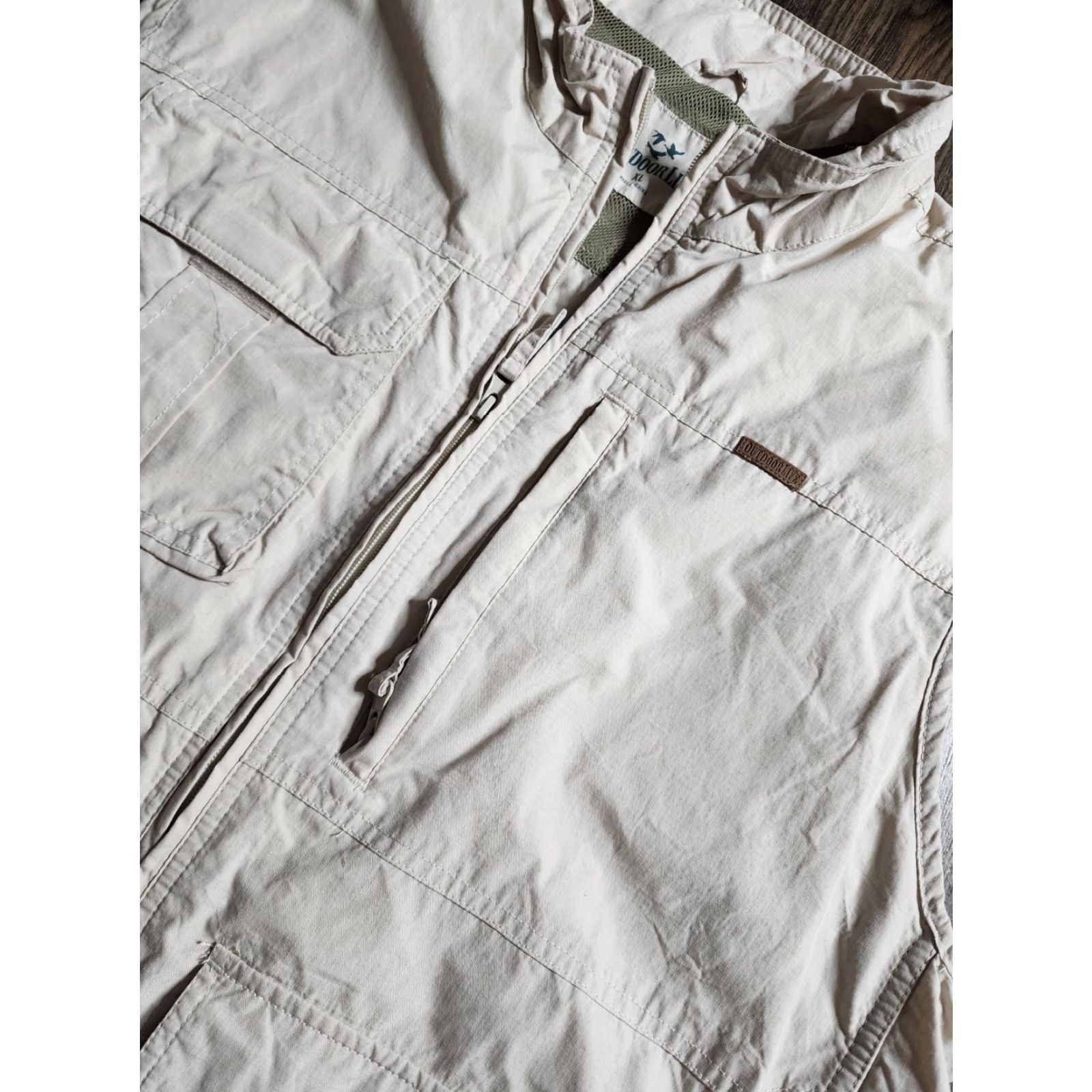 Vintage Outdoor Life Mens XL Vest Khaki Multi Pocket Lightweight Travel Hiking Size US XL / EU 56 / 4 - 7 Thumbnail