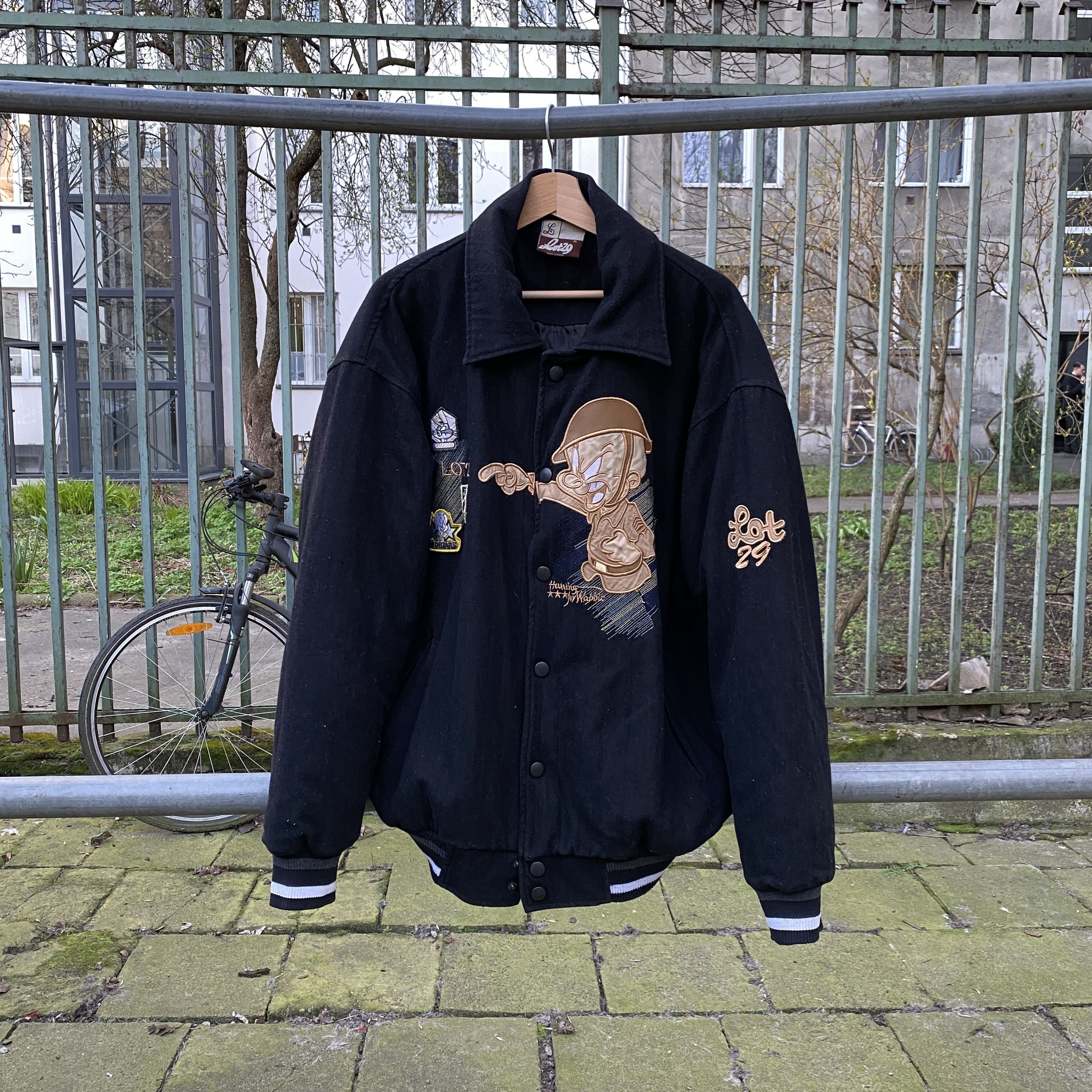 Vintage × Warner Bros Lot29 looney tunes vtg black varsity jacket - XL Size US XL / EU 56 / 4 - 8 Thumbnail