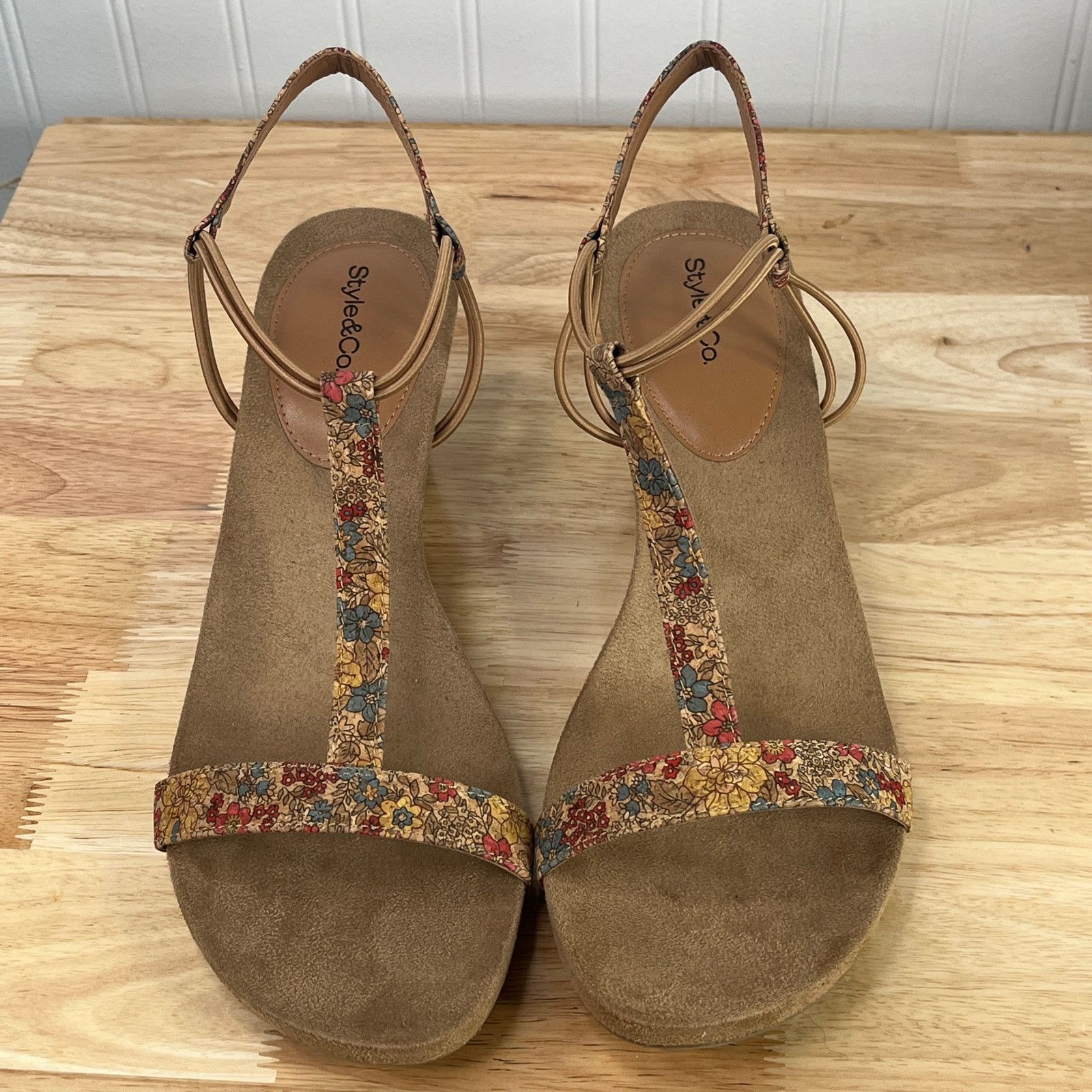 Other Style & Company Beige Floral T-Strap Wedge Slip On Slingback Size US 11 / IT 41 - 12 Thumbnail