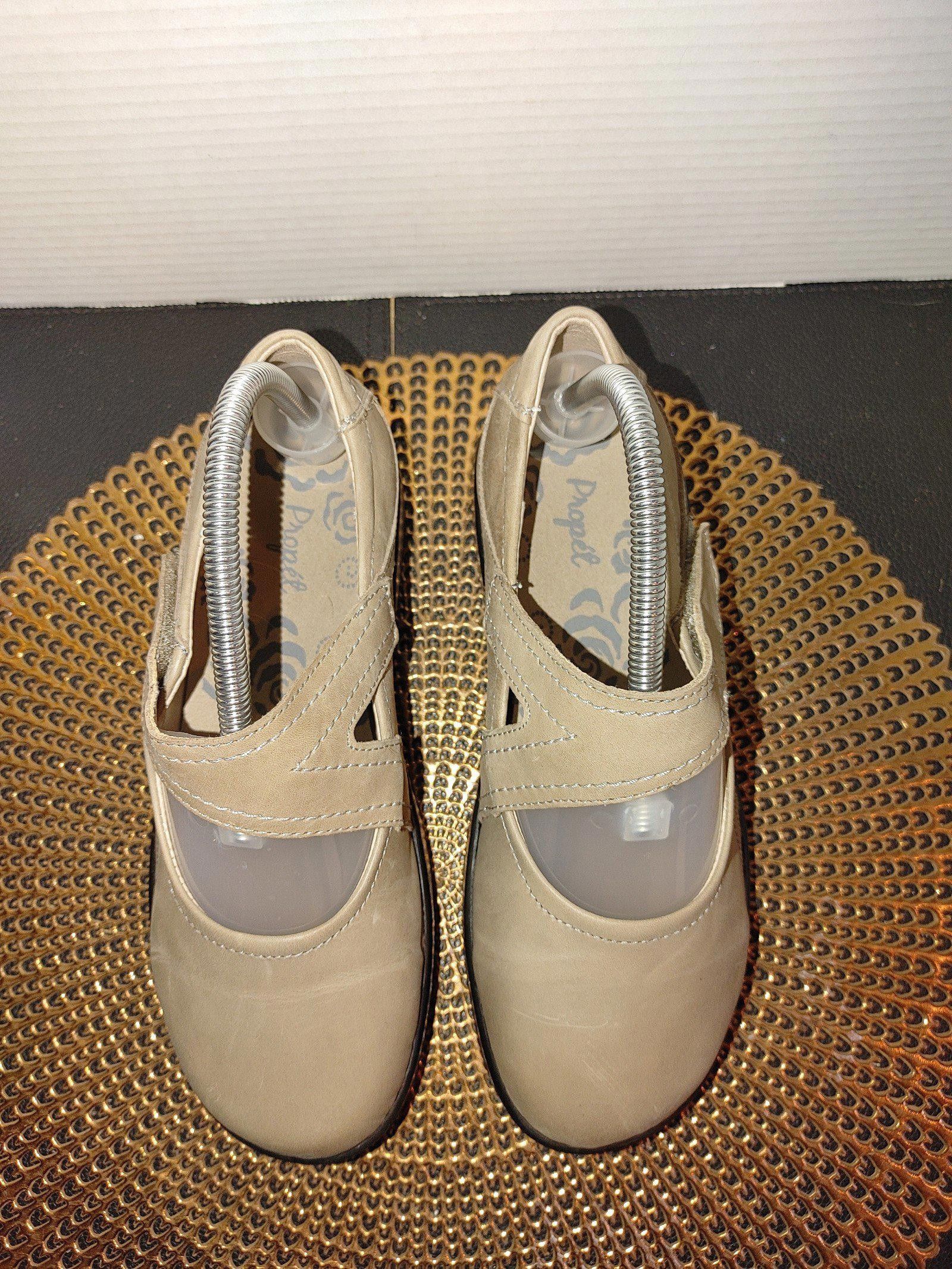 Proper Cloth Propet Golda Mary Janes Size 8 Size US 9.5 / IT 39.5 - 2 Thumbnail