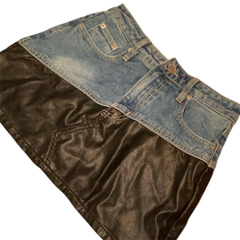 Fashion Nova Fashion Nova Mixed Emotions Contrast Denim Mini Skirt Size 28" / US 6 / IT 42 - 3 Thumbnail
