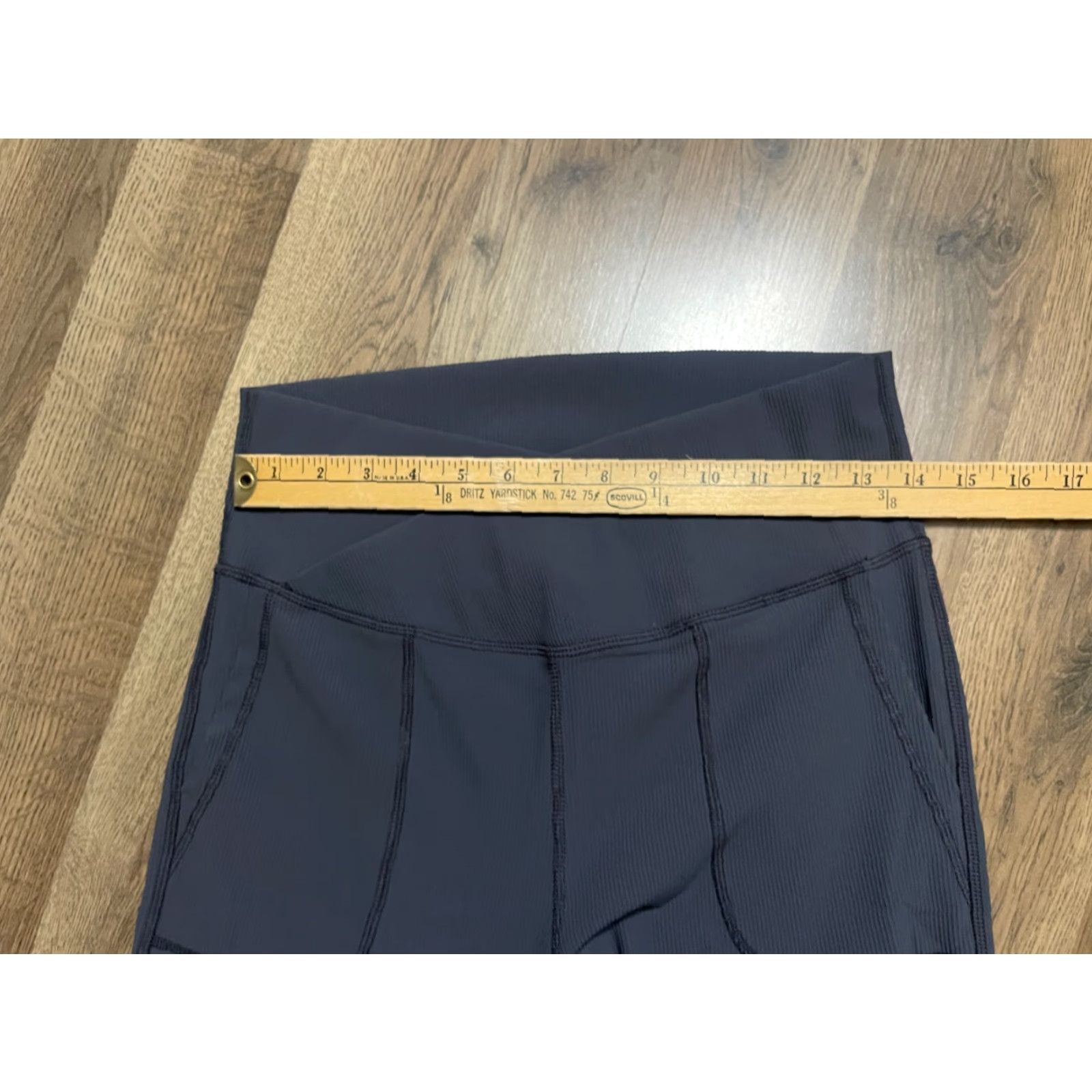Vintage RM Pants Womens Size 1XL Gray Pull On Flared Yoga Pants Casual Sweatpants Machine Washable 32in Inseam Womens (1X) Size 40" / US 18 - 6 Thumbnail