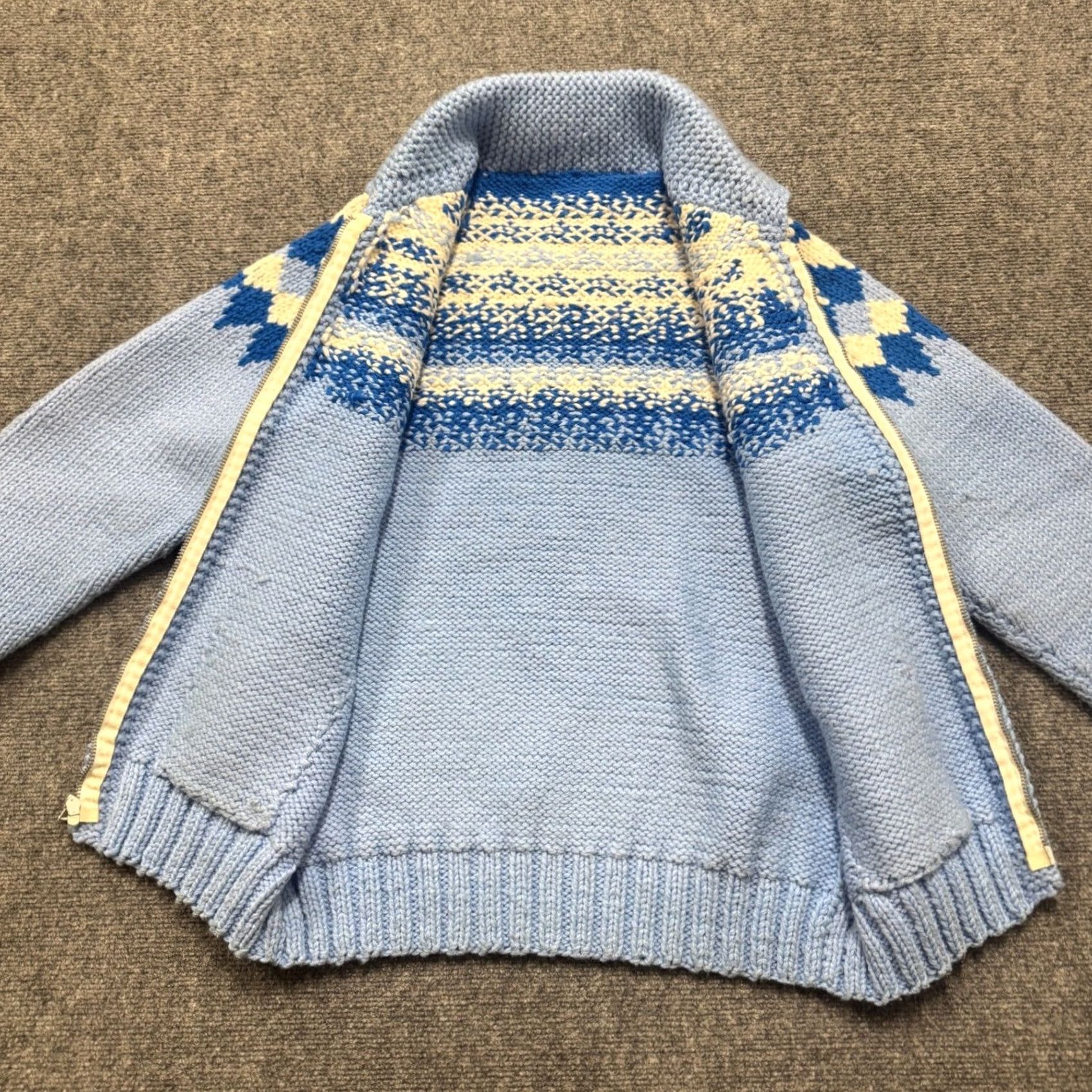 The Unbranded Brand VINTAGE Cardigan Sweater Men's M Blue Wool Distressed C&C Knit Stained Distressing C&C Cardigan Men Size US M / EU 48-50 / 2 - 3 Thumbnail