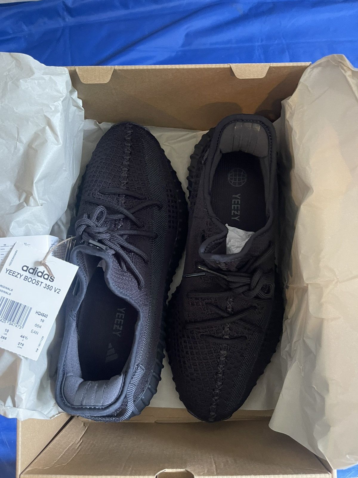 Yeezy Yeezy 350 V2 Onyx V2 Size US 10 / EU 43 - 5 Thumbnail