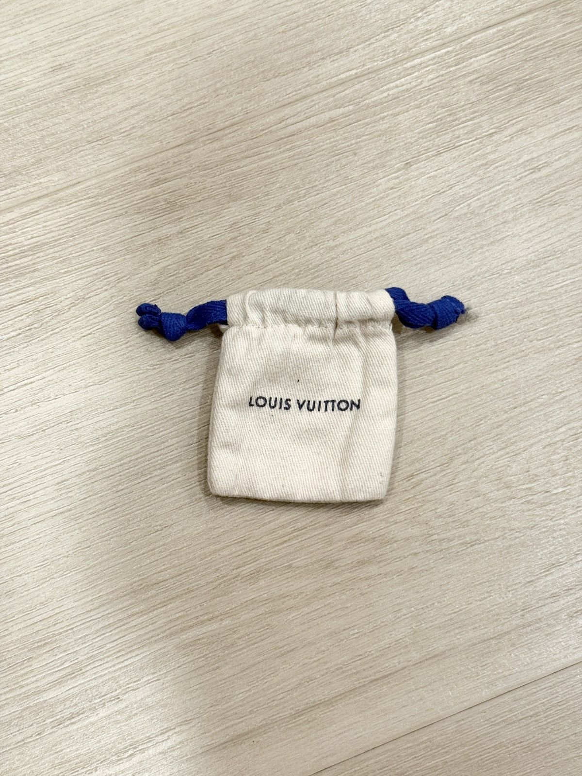 Louis Vuitton Louis Vuitton Original Small Woven Dust Bag Size ONE SIZE - 1 Thumbnail