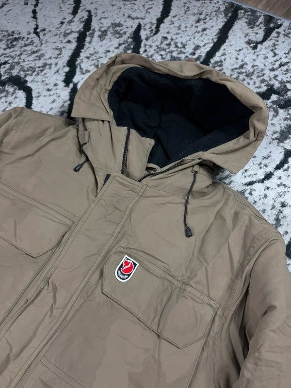 Fjallraven Eskimo Hydratic fleece parka insulated jacket, beige, black Size US XS / EU 42 / 0 - 3 Thumbnail