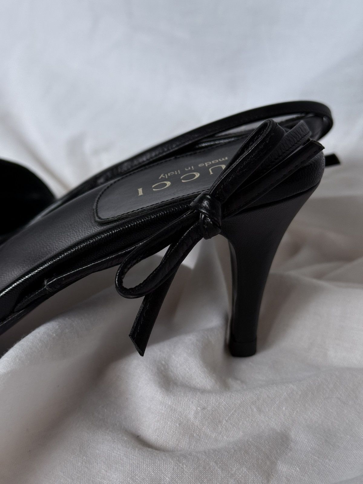 Gucci Gucci Black Leather Mules Sandals Bows Size US 7 / IT 37 - 4 Thumbnail