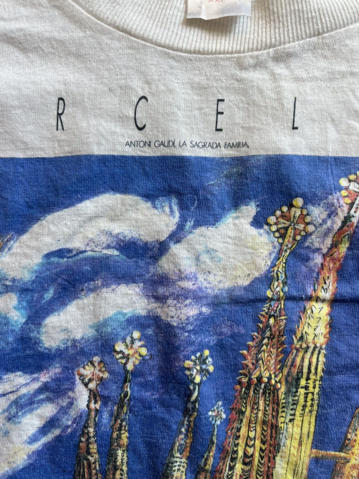 Arts & Science Vintage ANTONI GAUDI SAGRADA FAMILIA Barcelona Artwork 90’s Size US XXL / EU 58 / 5 - 6 Thumbnail