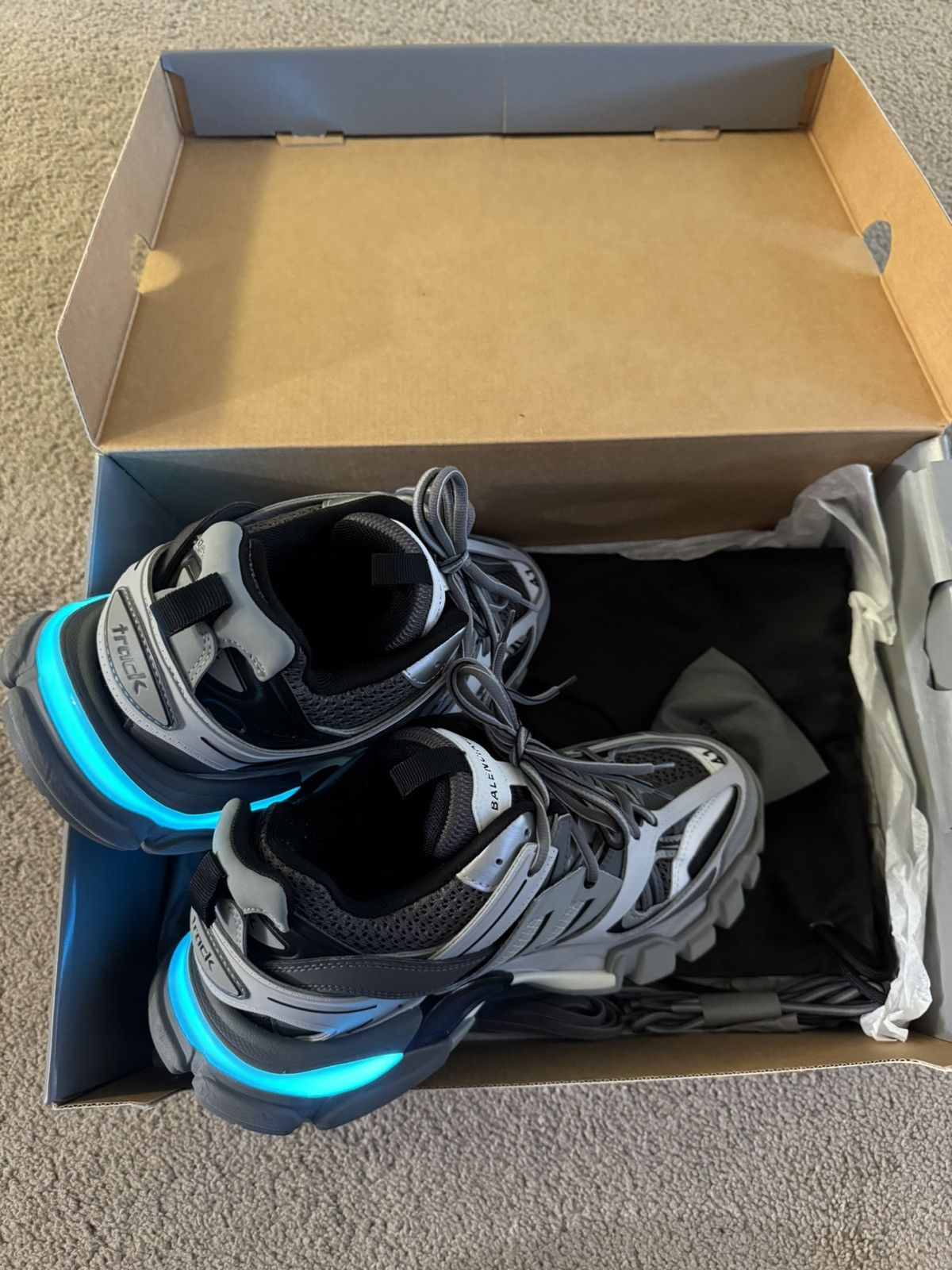 Balenciaga Track LED sneakers Size US 8 / EU 41 - 2 Thumbnail