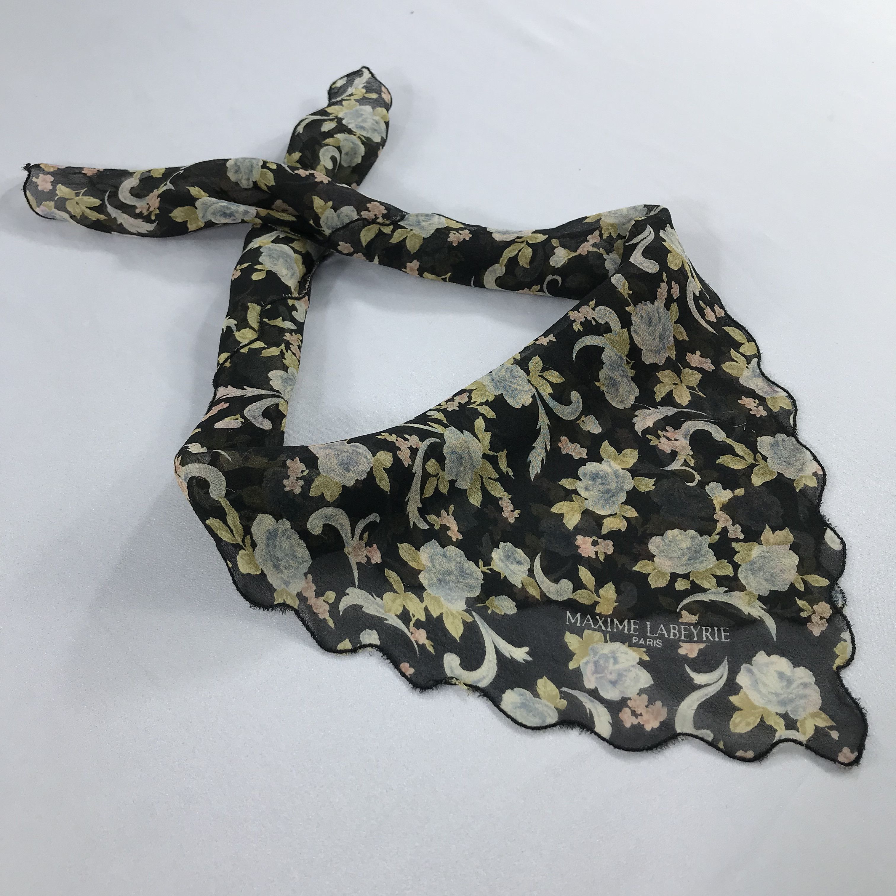 Vintage Maxime Labeyrie Bandana / Handkerchief / Neckerchief - S2061 Size ONE SIZE - 4 Thumbnail