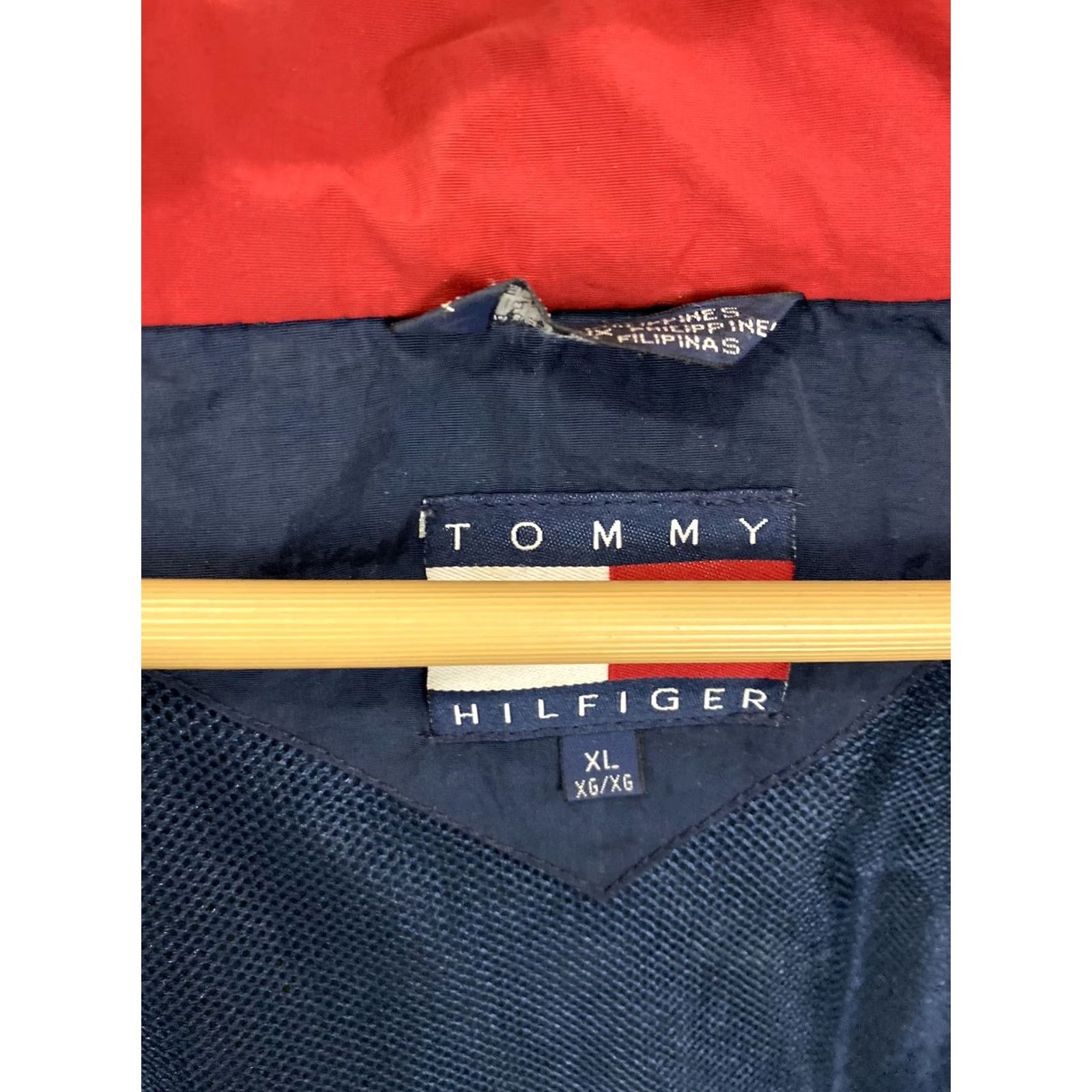 Tommy Hilfiger VTG Tommy Hilfiger Spell Out Flag Windbreaker Full Zip Hooded Jacket XL Mens Blue Red Yellow Size US XL / EU 56 / 4 - 5 Thumbnail