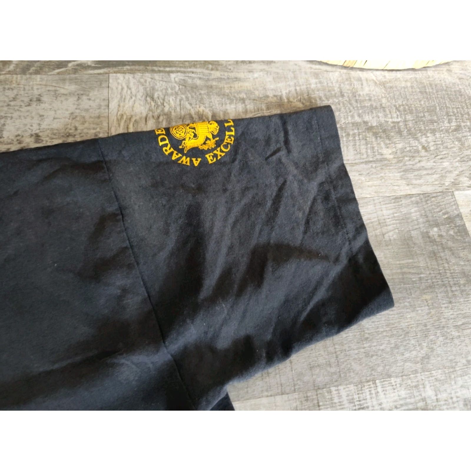 Vintage VINTAGE Army College Military T-Shirt Black Graphic Print Sz L Mens Size US L / EU 52-54 / 3 - 4 Thumbnail