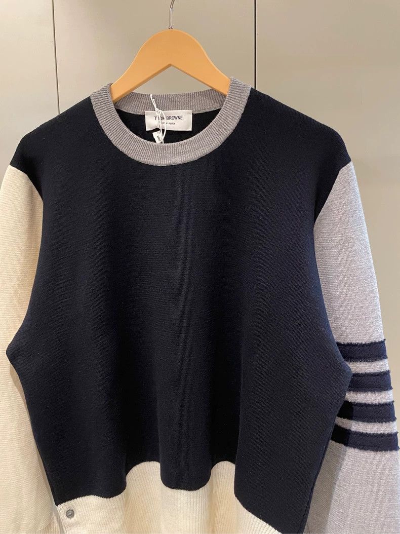 Thom Browne Thom Browne White and black grey patch round neck sweater Size US XXL / EU 58 / 5 - 4 Thumbnail