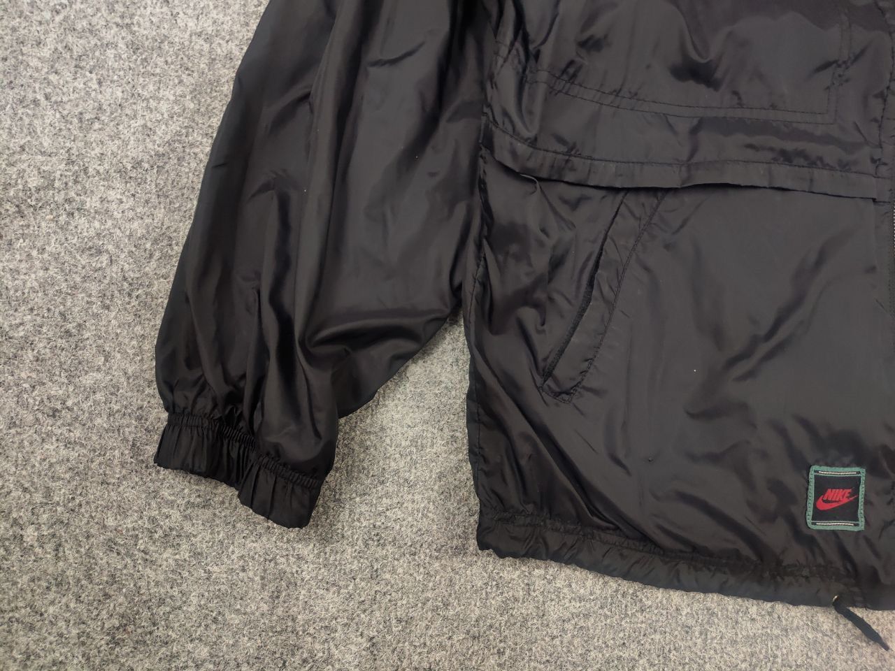 Nike Vintage 90's NIke Inc USa Track Top Zip Nylon Jacket Retro Size US L / EU 52-54 / 3 - 6 Thumbnail