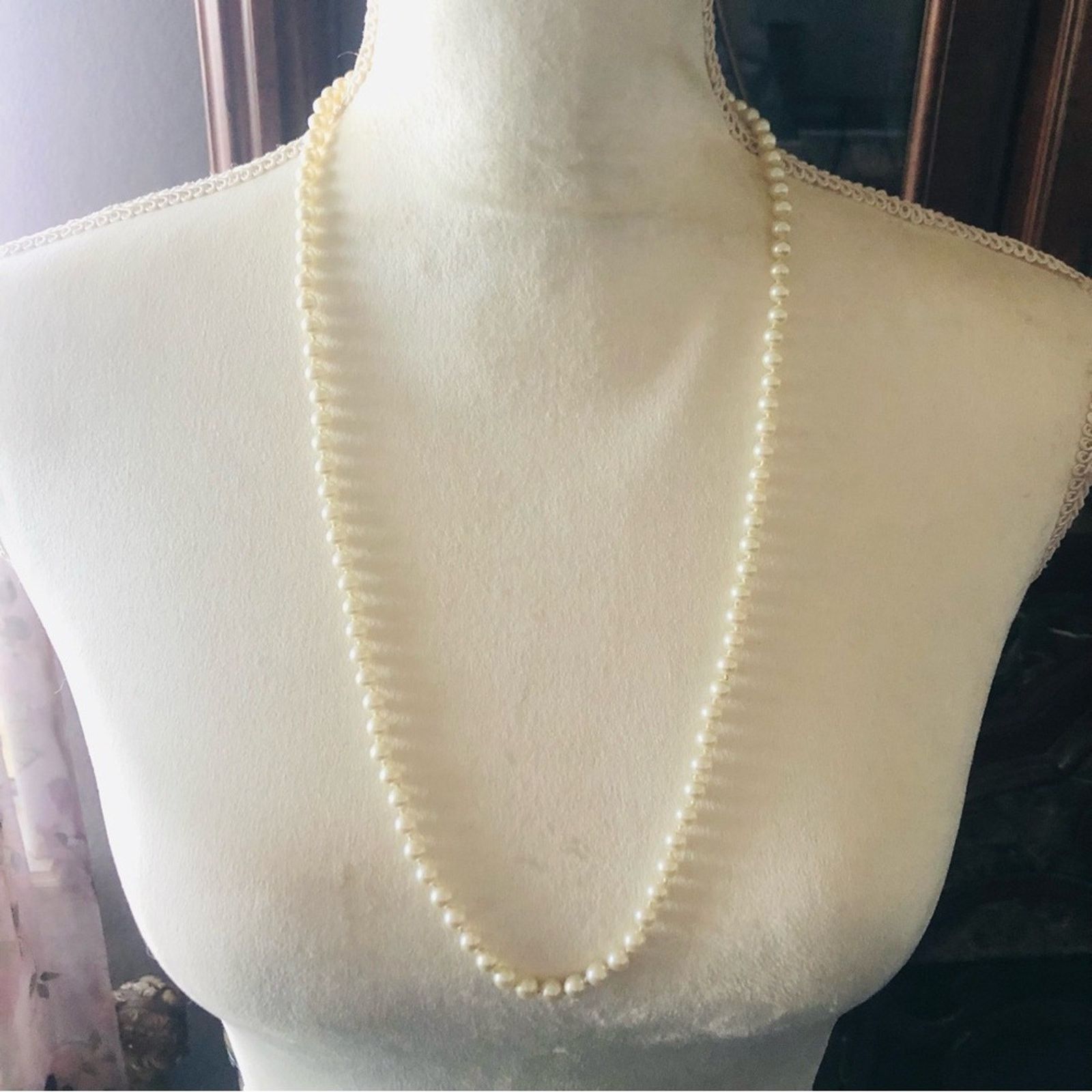 Vintage Vintage Marvella hand knotted cream glass pearl necklace Size ONE SIZE - 3 Thumbnail