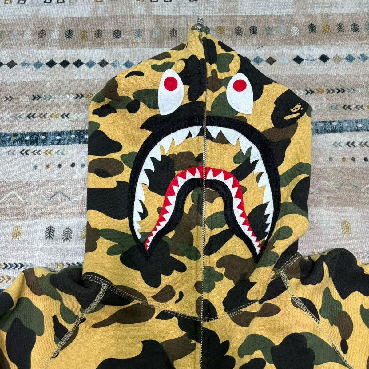 Bape CAMO SHARK FULL ZIP HOODIE Size US XL / EU 56 / 4 - 3 Thumbnail