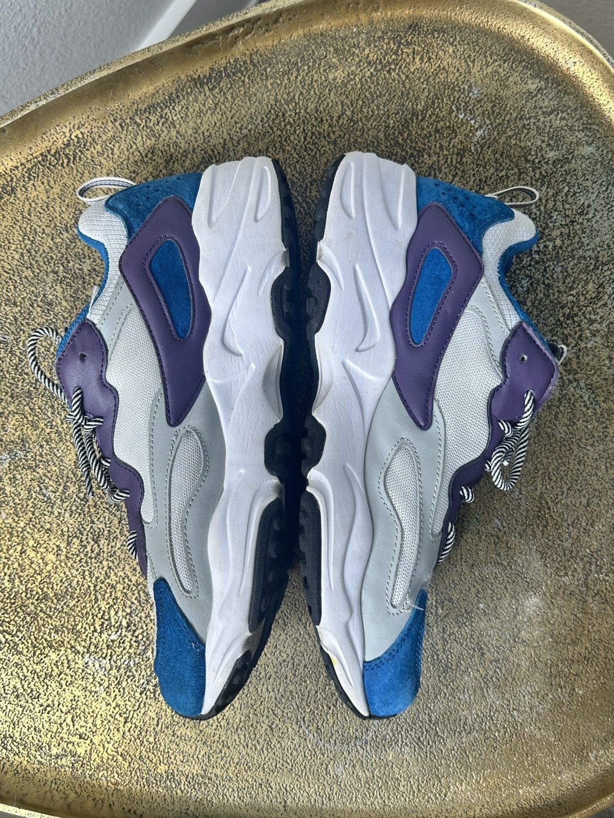 Fila Fila Ray Tracer Sneaker Size US 9.5 / EU 42-43 - 3 Thumbnail