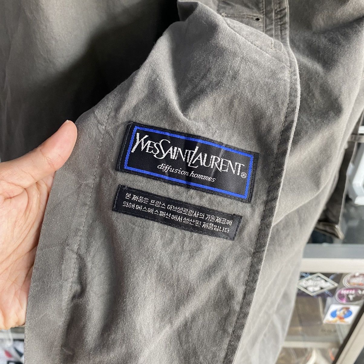 Yves Saint Laurent Vintage Yves Saint Laurent diffusion Hommes Trench coat Size US L / EU 52-54 / 3 - 19 Thumbnail