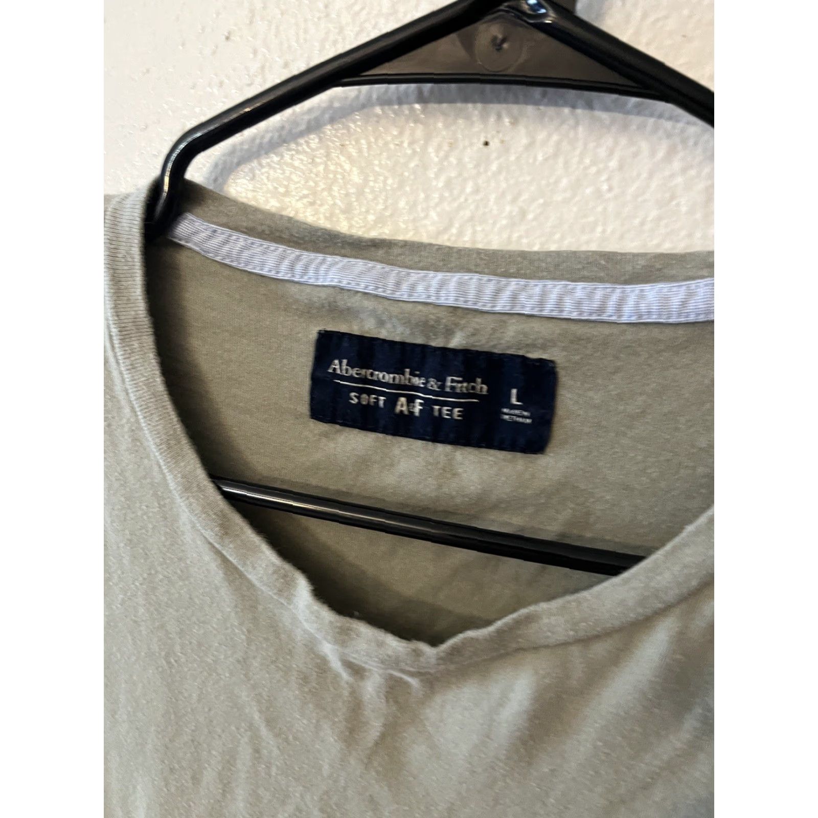 Abercrombie & Fitch Abercrombie & Fitch Tee Men Green Short Sleeve Crew Neck Logo Slim A&F L Size US 33 - 2 Thumbnail