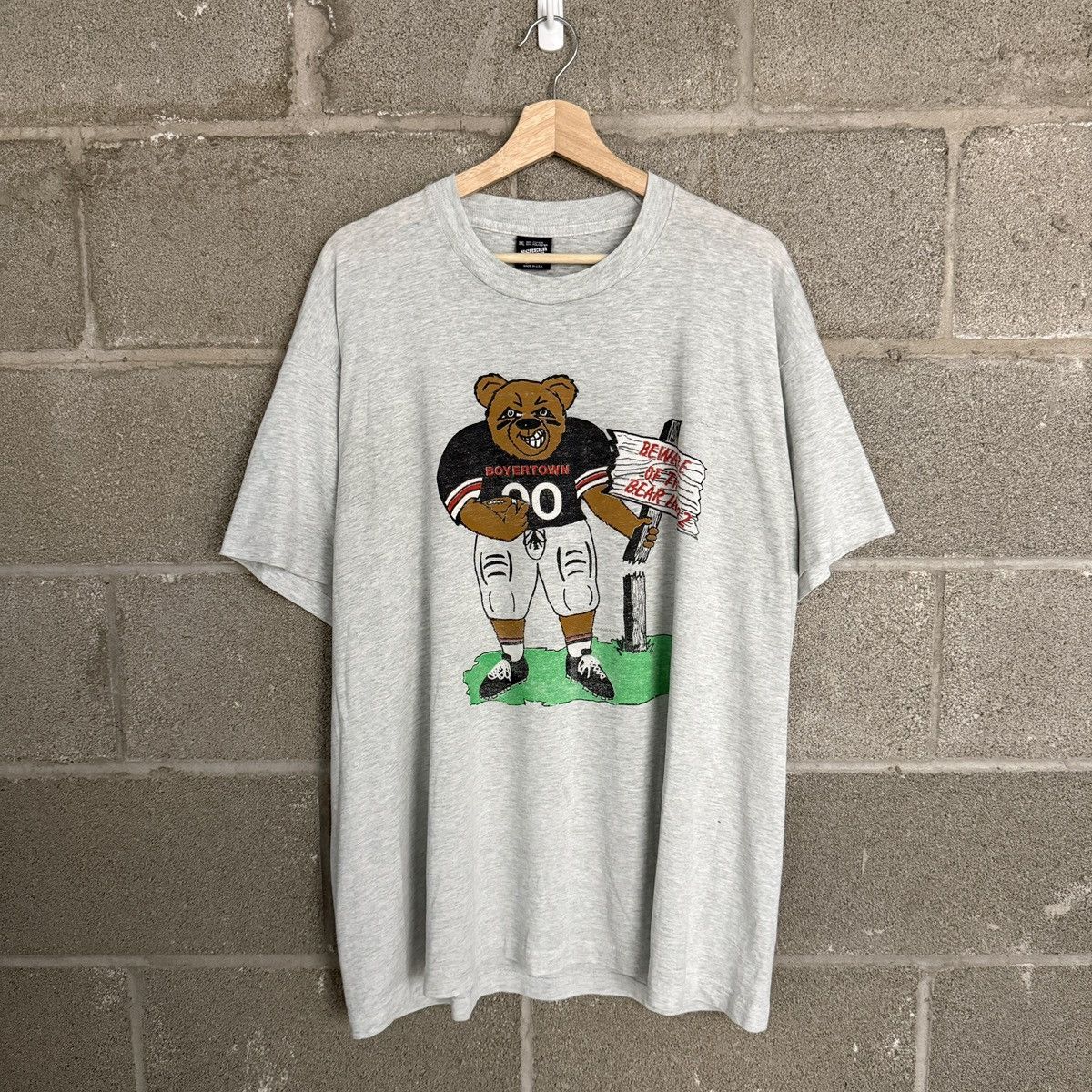 Other VTG Screen Stars Boyertown Bear Football Grey Tee Mens XXL Size US XXL / EU 58 / 5 - 1 Thumbnail
