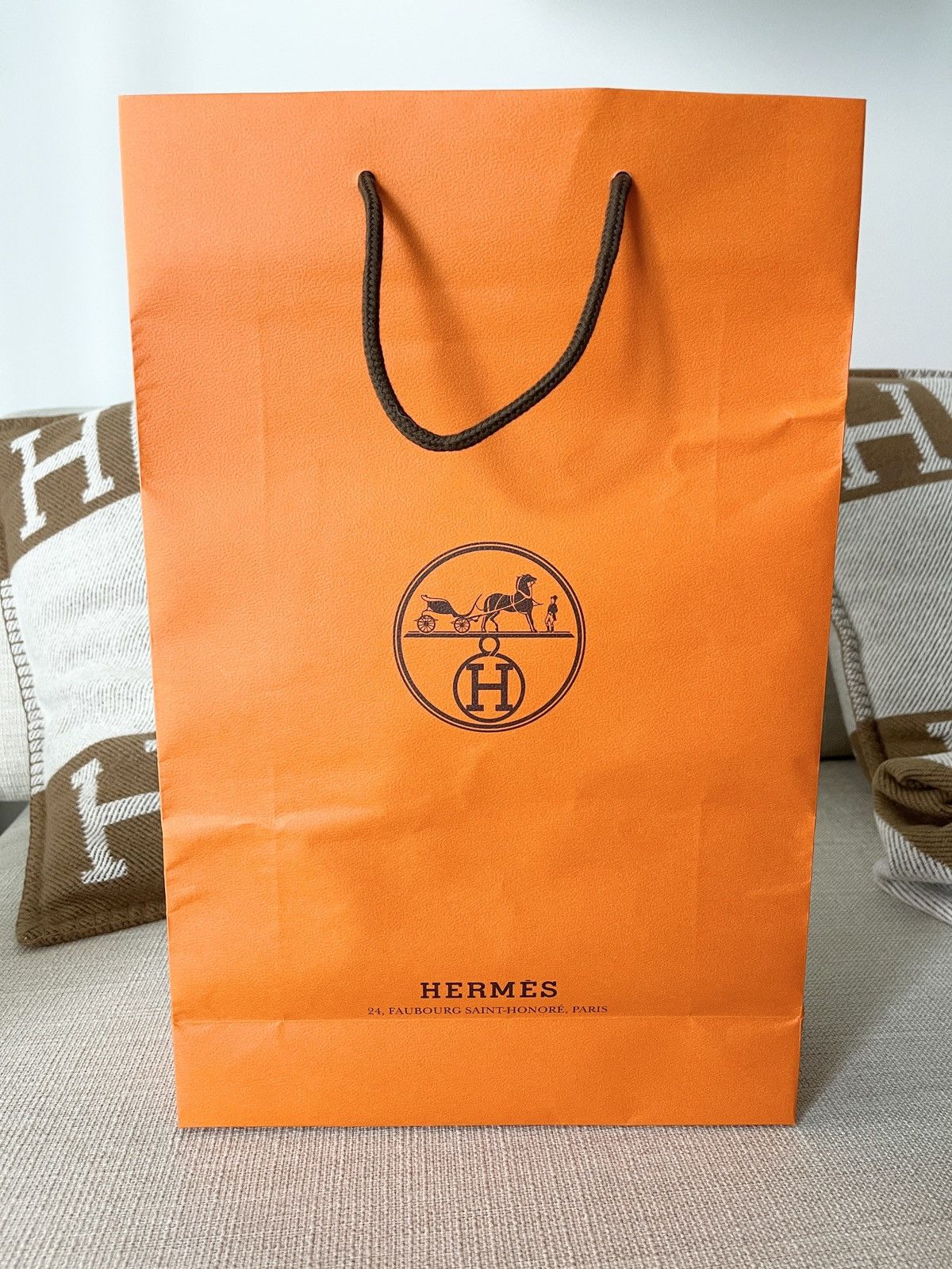 Hermes Authentic Hermes Orange Medium Shopping Bag Size ONE SIZE - 1 Thumbnail