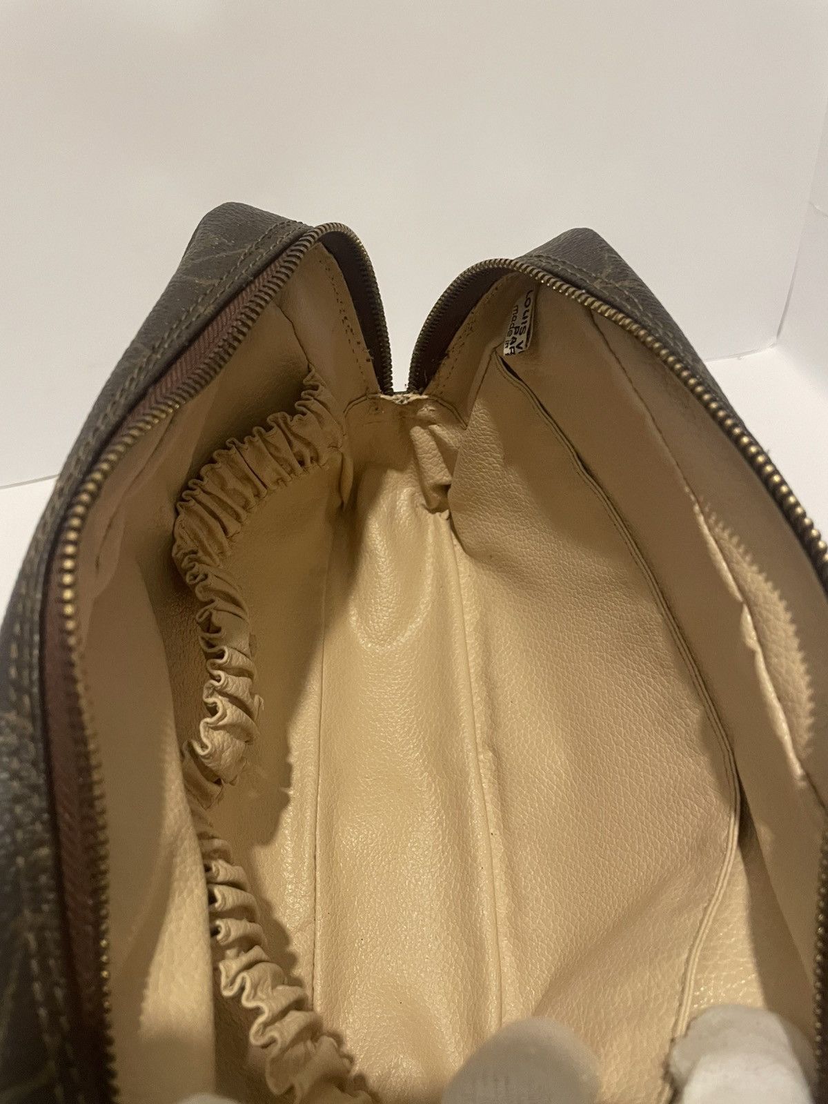 Louis Vuitton Louis Vuitton Trousse Toilette 23 Interno Beige Size ONE SIZE - 13 Thumbnail
