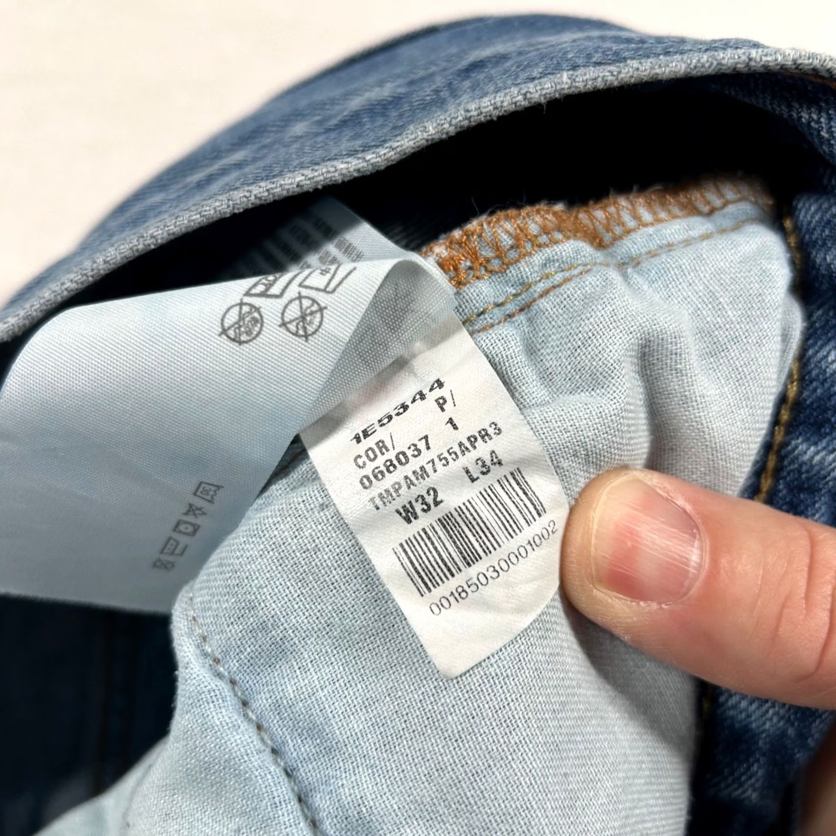 Abercrombie & Fitch Abercrombie Fitch Mens Jeans Slim Straight Button Fly Classic Blue 32x34 (fits 30x32) Size US 32 / EU 48 - 5 Thumbnail