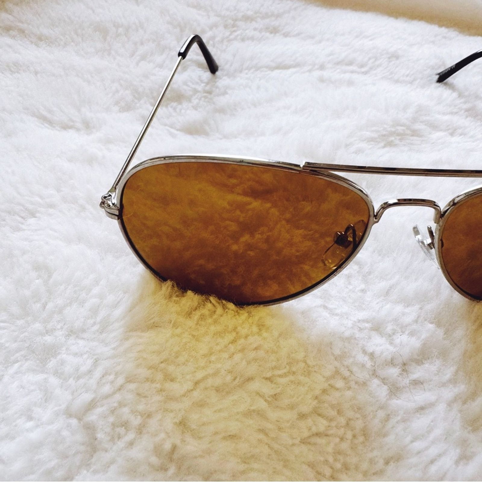 Other Edward Gold with Silver Rims Polarized Aviator Sunglasses Size ONE SIZE - 3 Thumbnail
