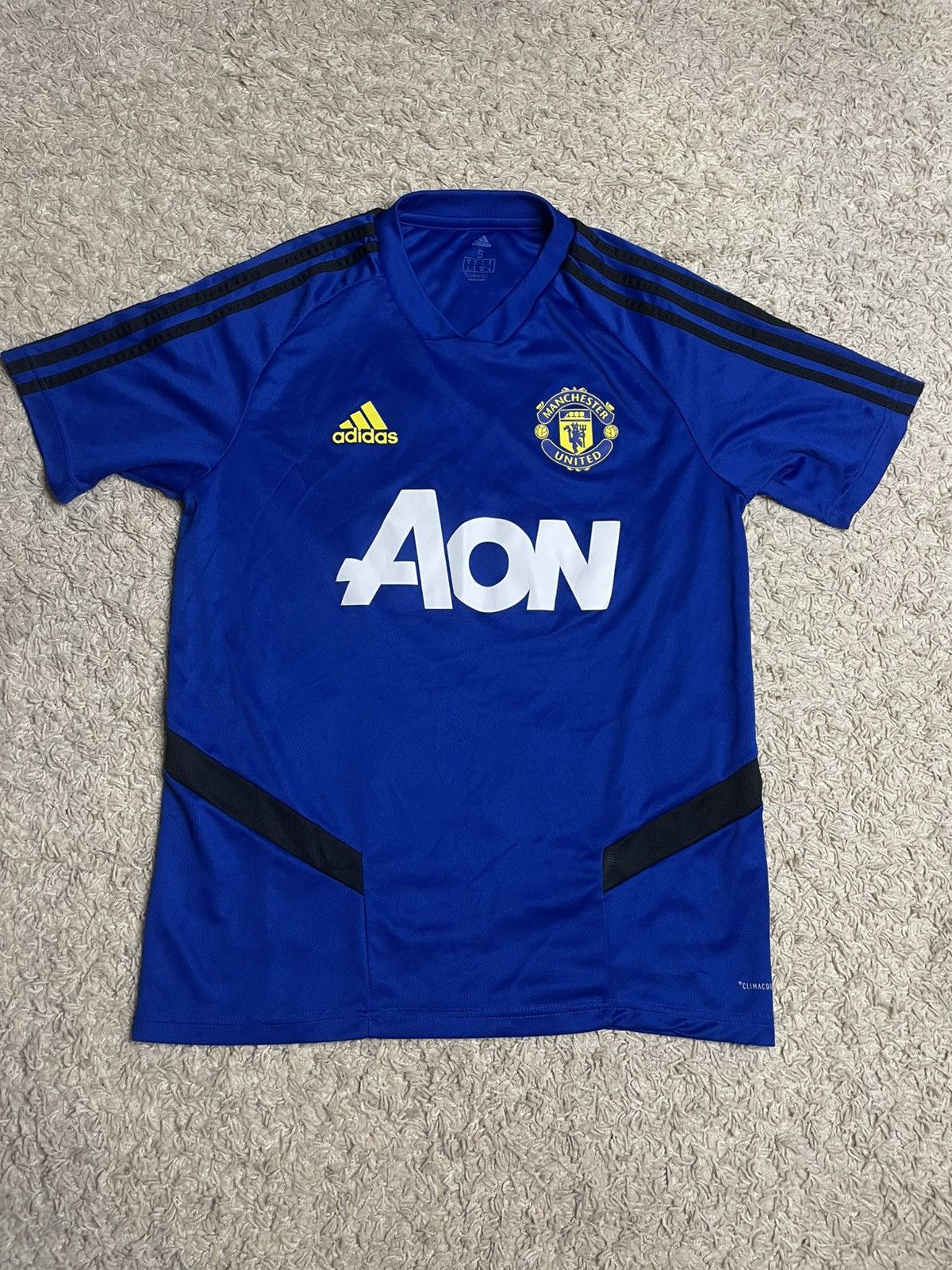 Vintage Adidas Manchester United 2019 Training Jersey Kit Size US S / EU 44-46 / 1 - 1 Thumbnail