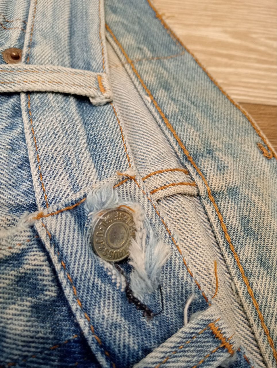 Levi's Vintage Clothing VINTAGE LEVI'S 501 TOP BUTTON #524 SELVEDGE BLUE DENIM PANTS Size US 29 - 7 Thumbnail